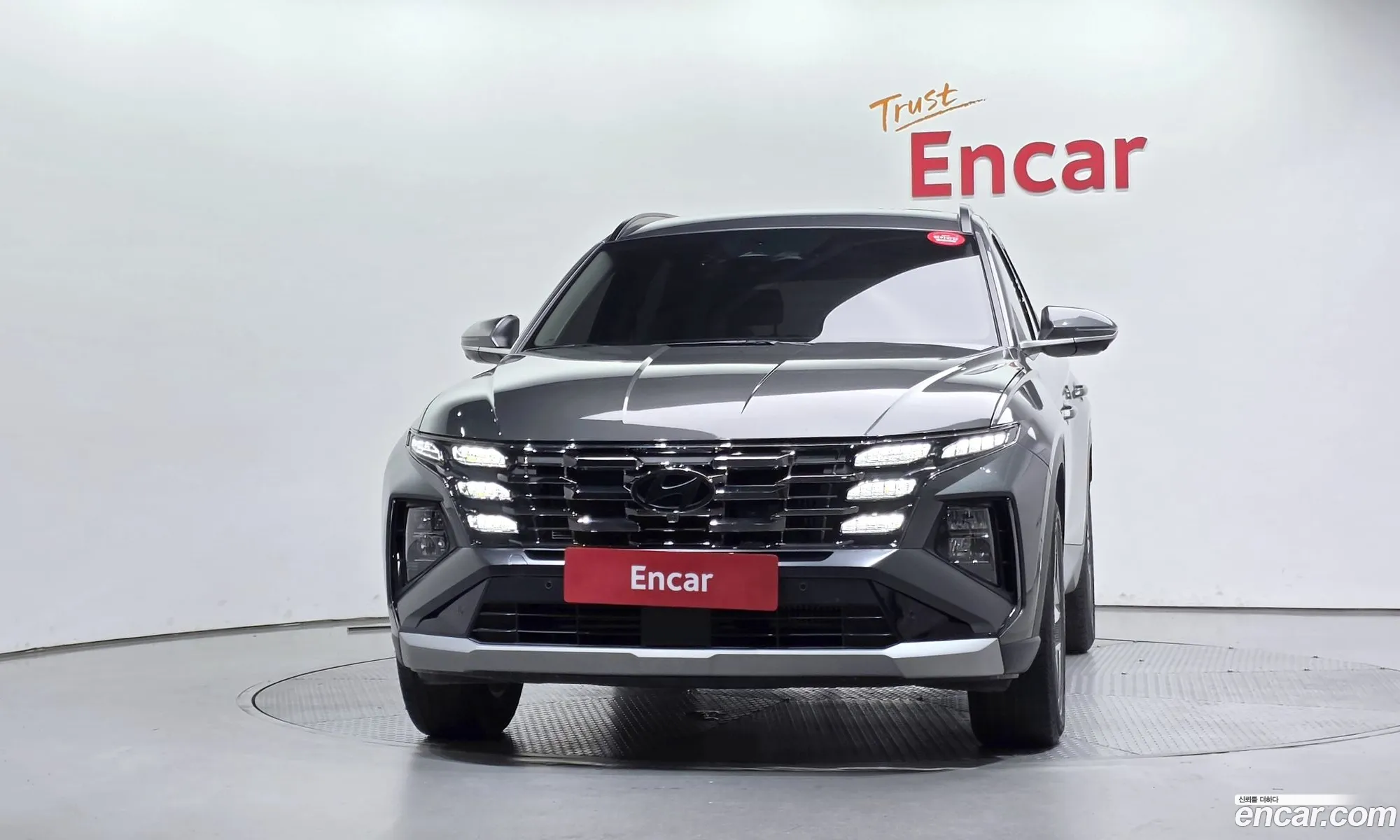 Hyundai Tucson Hybrid 2025 — 4