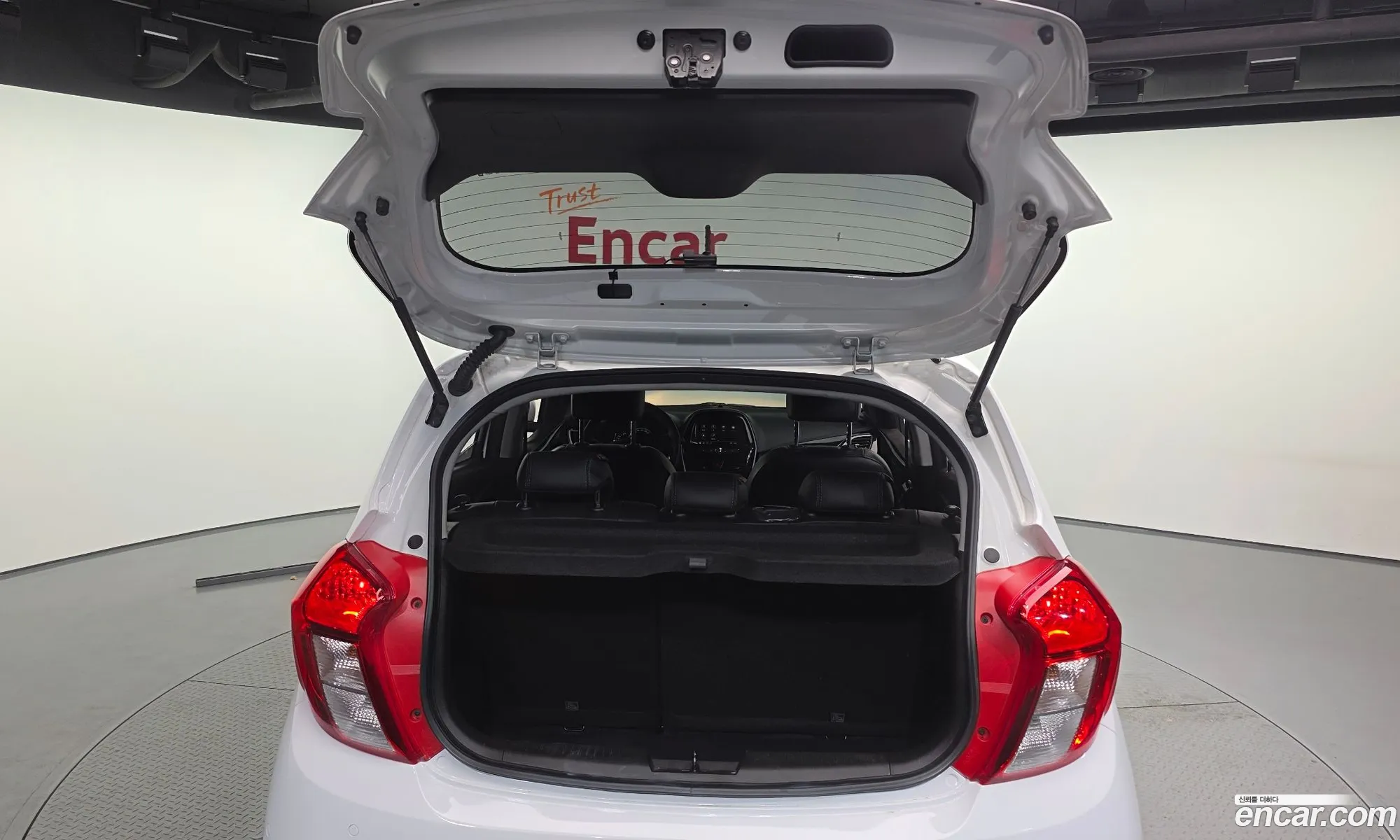 Chevrolet (GM Daewoo) Spark 2019 KLYDC487DKC230210 — 18