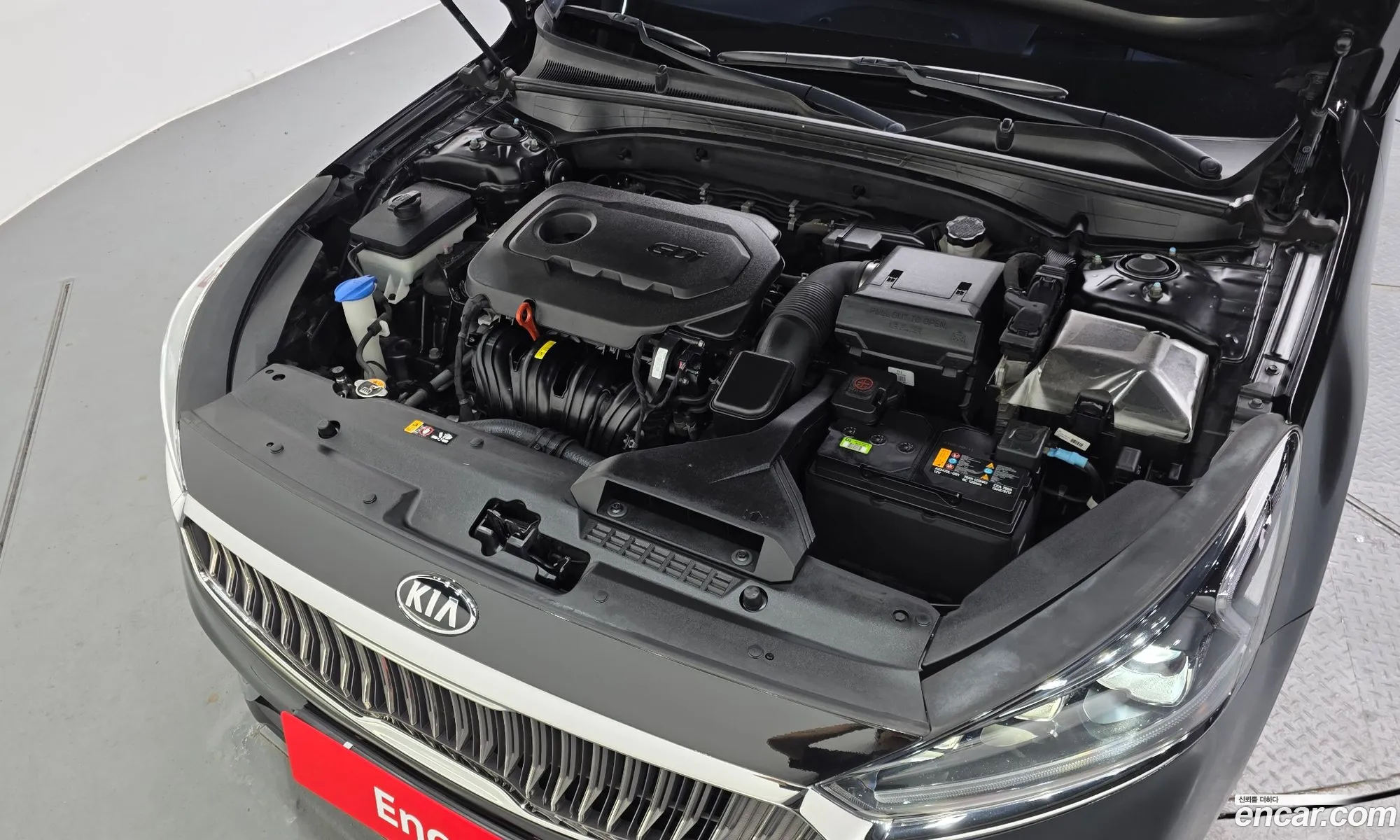 Kia K7 2017 — 26