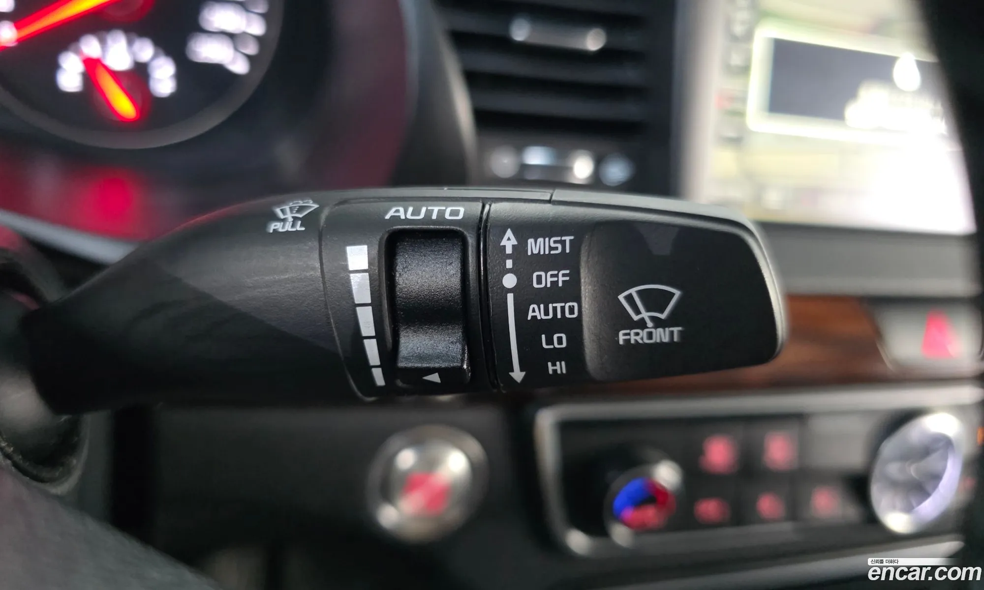 Kia K7 2017 — 33