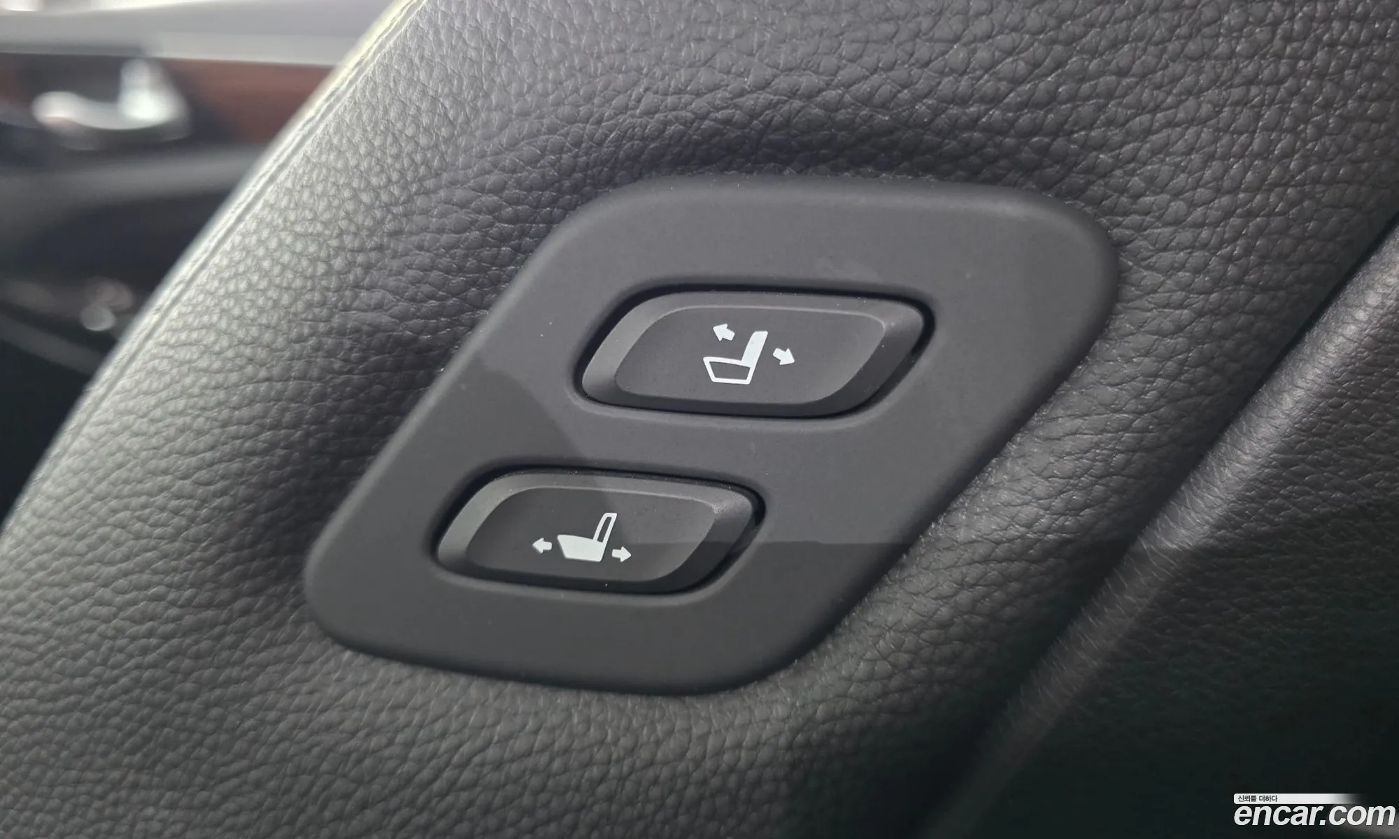 Kia K7 2017 — 7