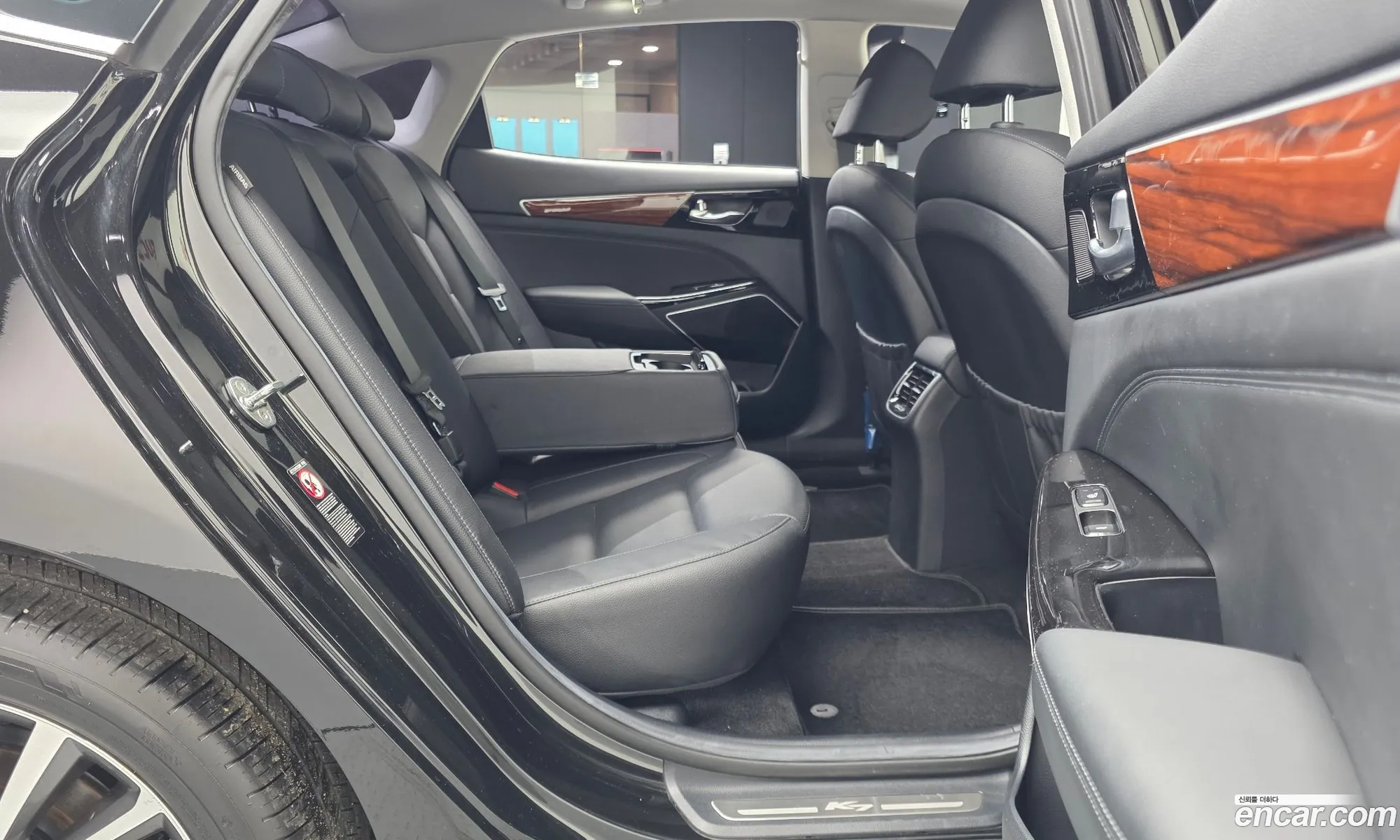 Kia K7 2017 — 24