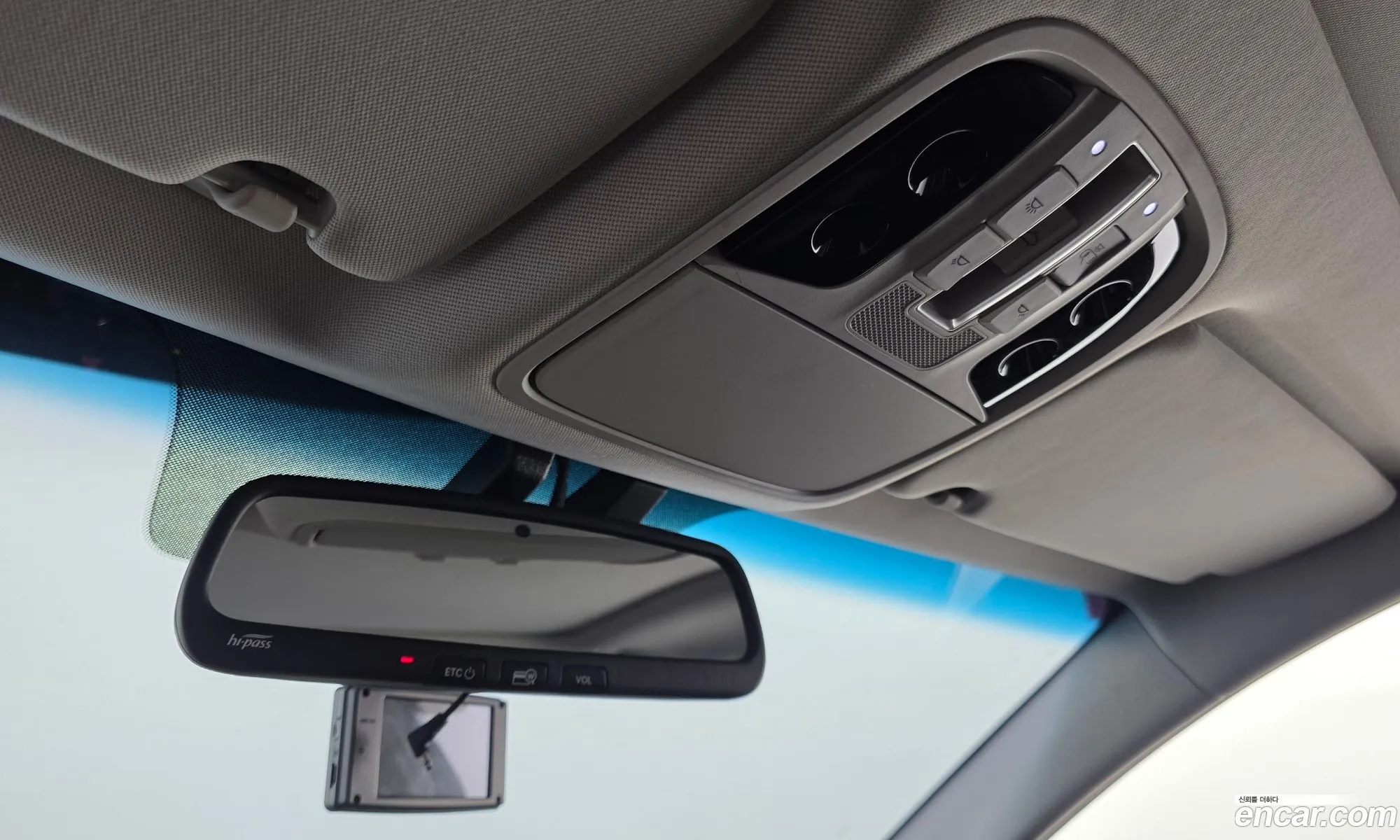 Kia K7 2017 — 21