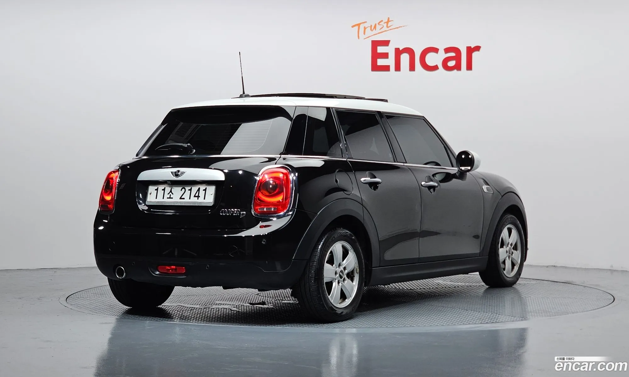 Mini Cooper D 2015 — 2