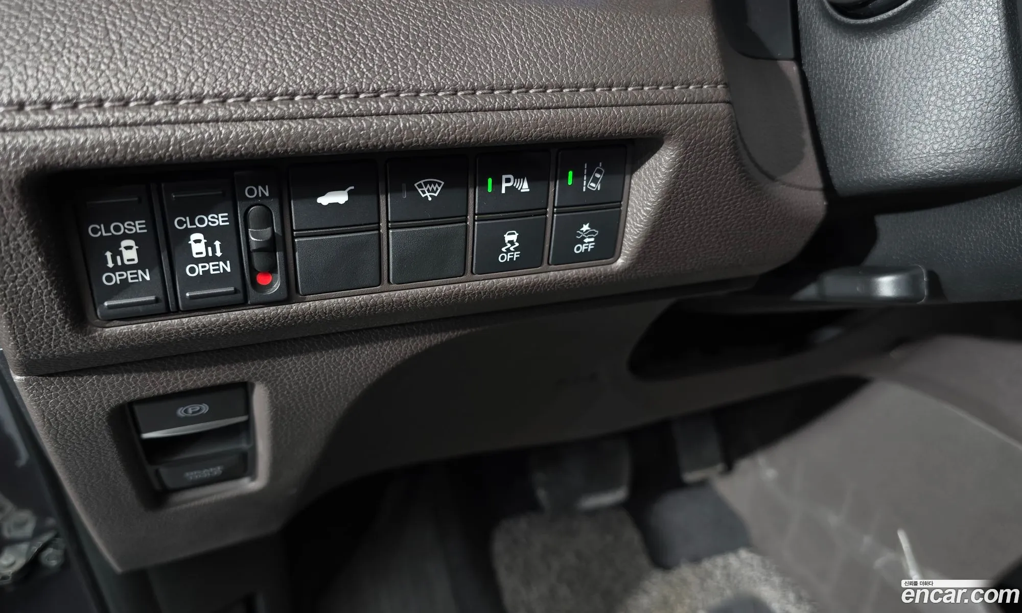 Honda Odyssey 2018 5KBRL6880KB600470 — 18