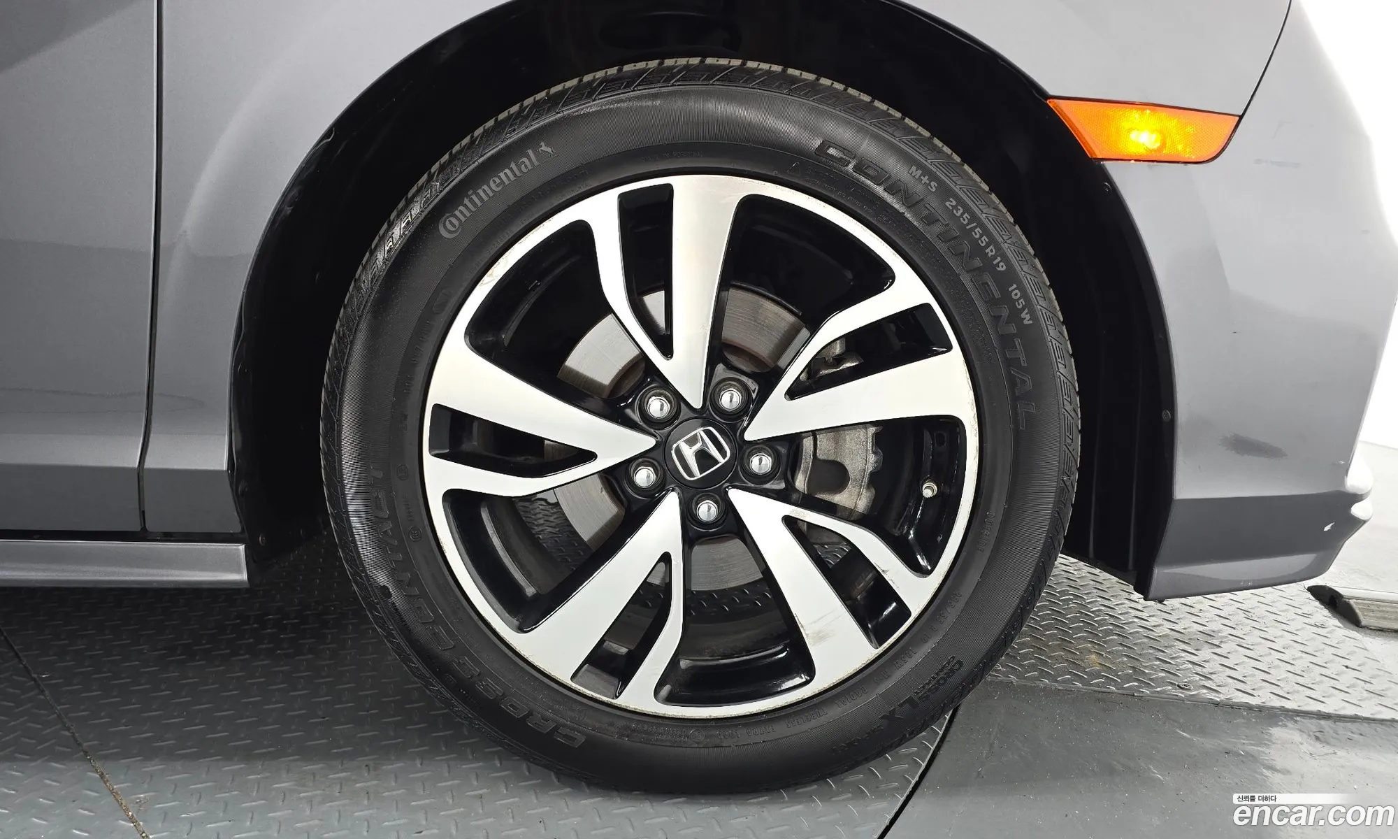Honda Odyssey 2018 5KBRL6880KB600470 — 29