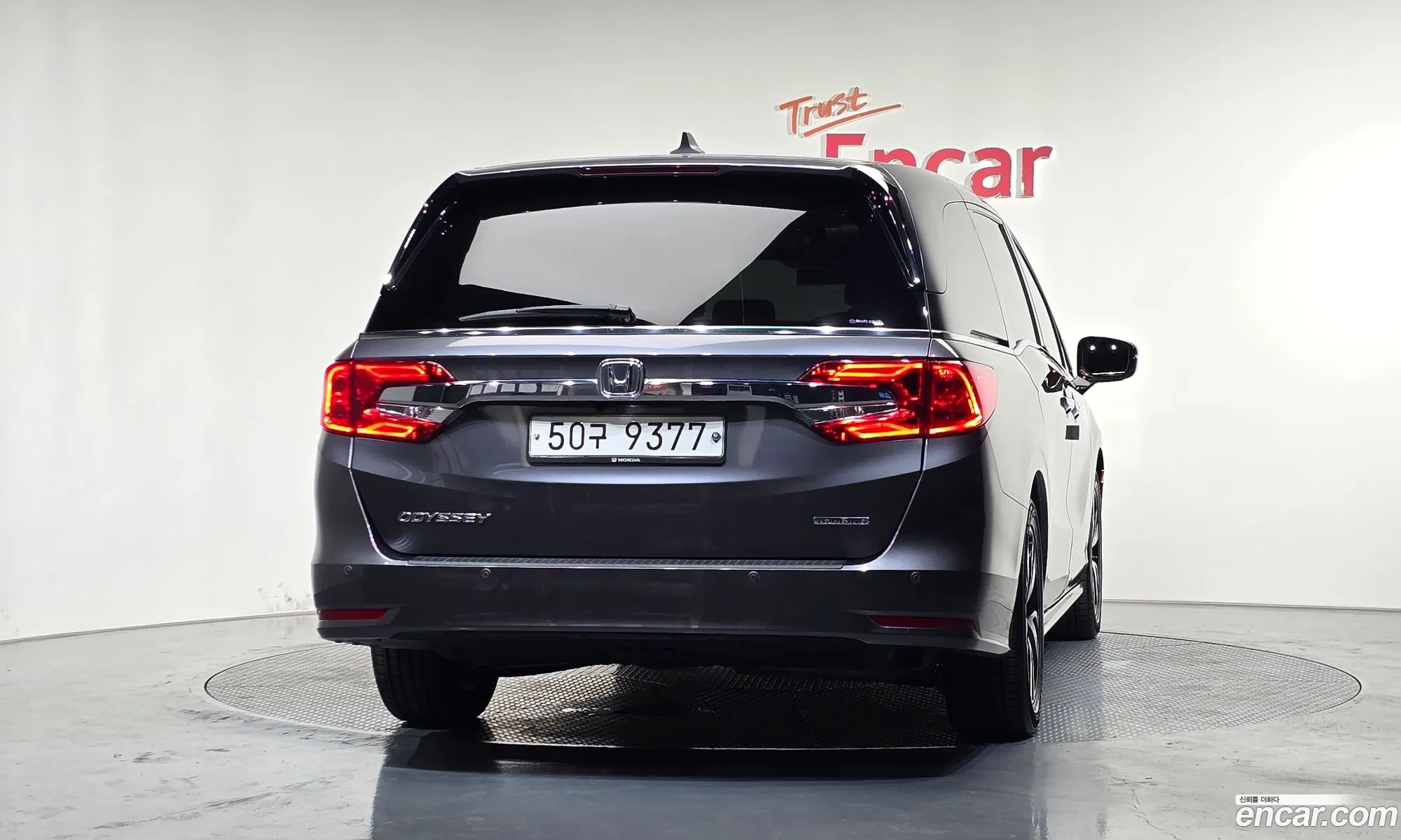 Honda Odyssey 2018 5KBRL6880KB600470 — 4