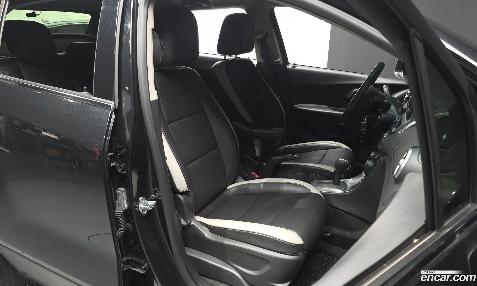 Chevrolet (GM Daewoo) Trax 2016 KLABA76BDGB596837 — 32