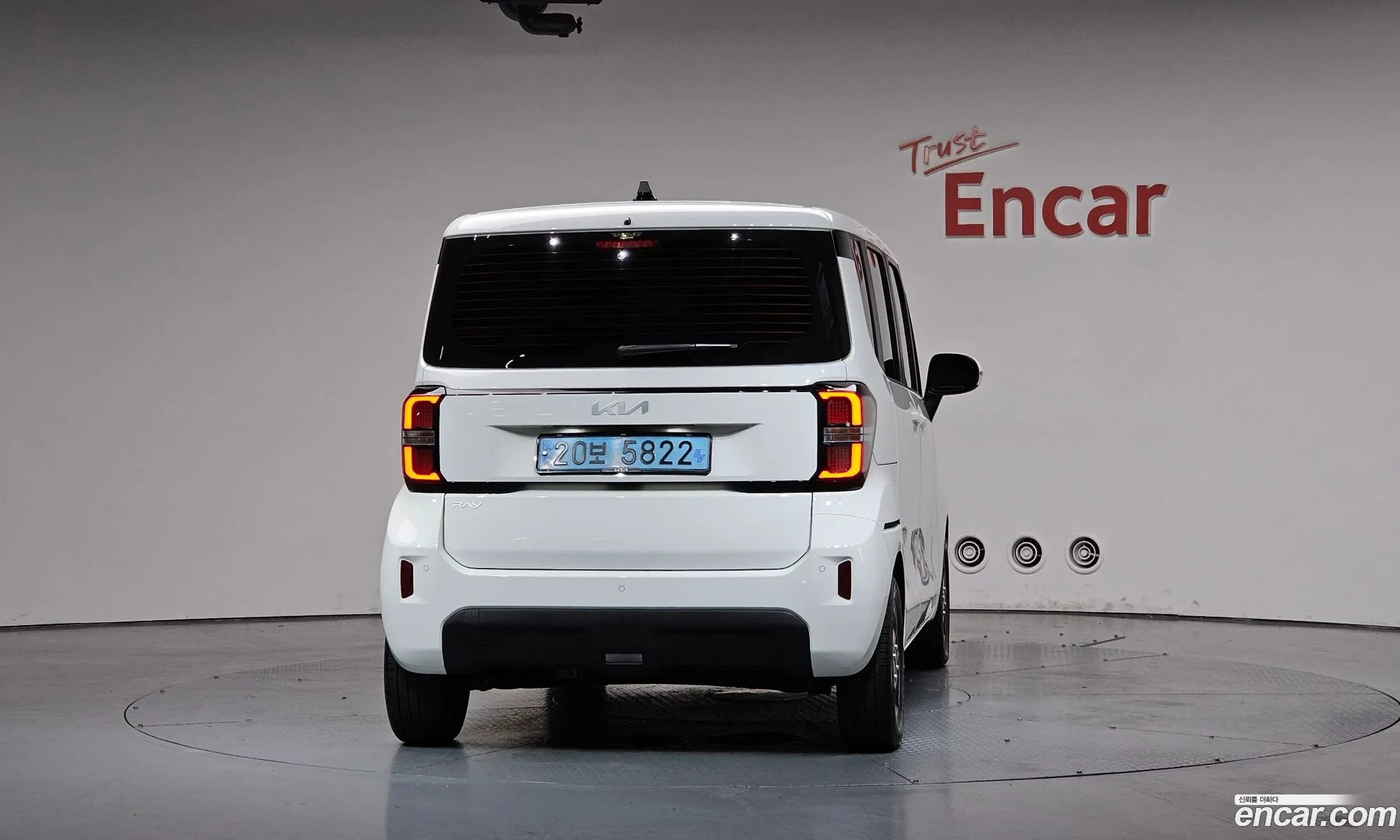 Kia Kia Ray EV 2024 — 4