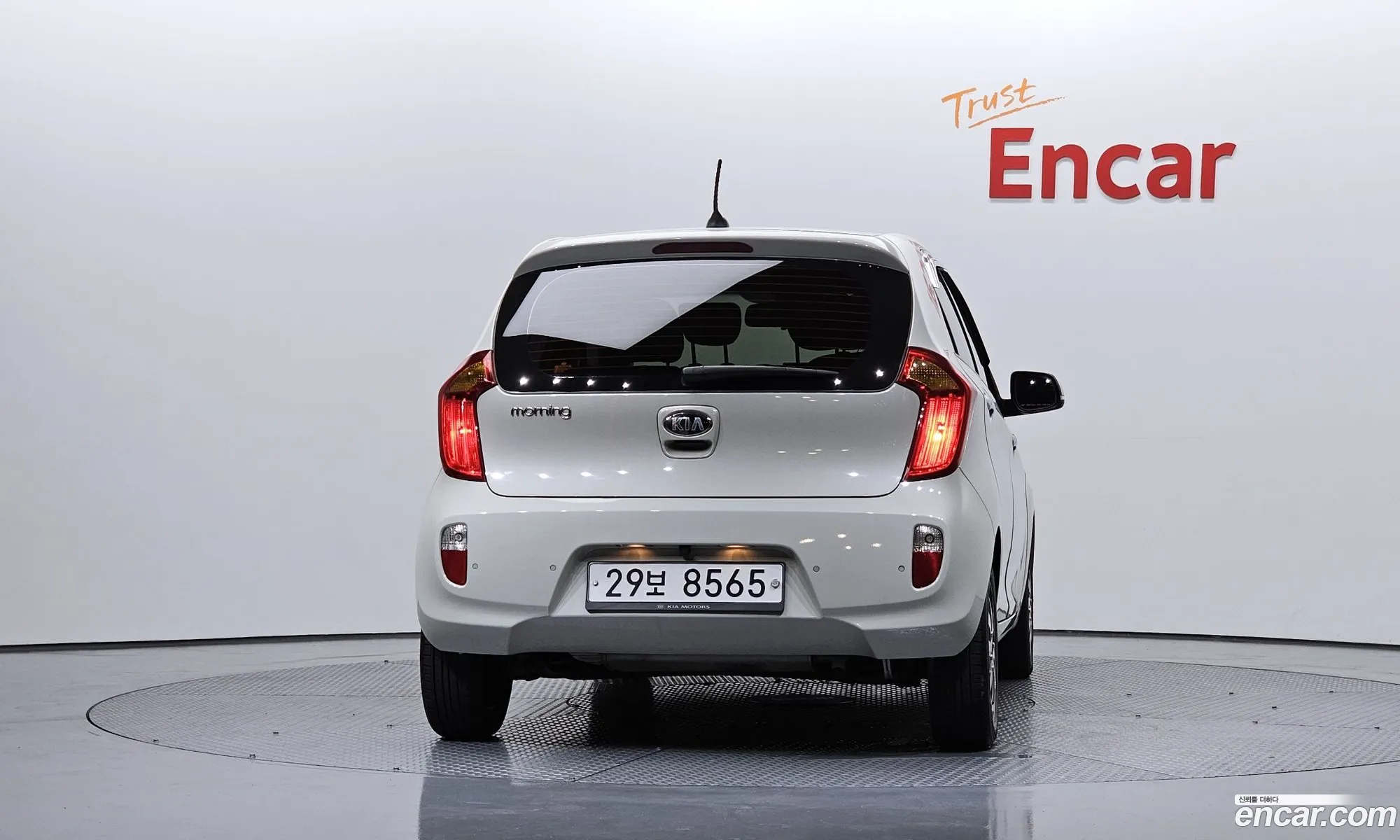 Kia Morning 2013 KNABX511BDT475852 — 2