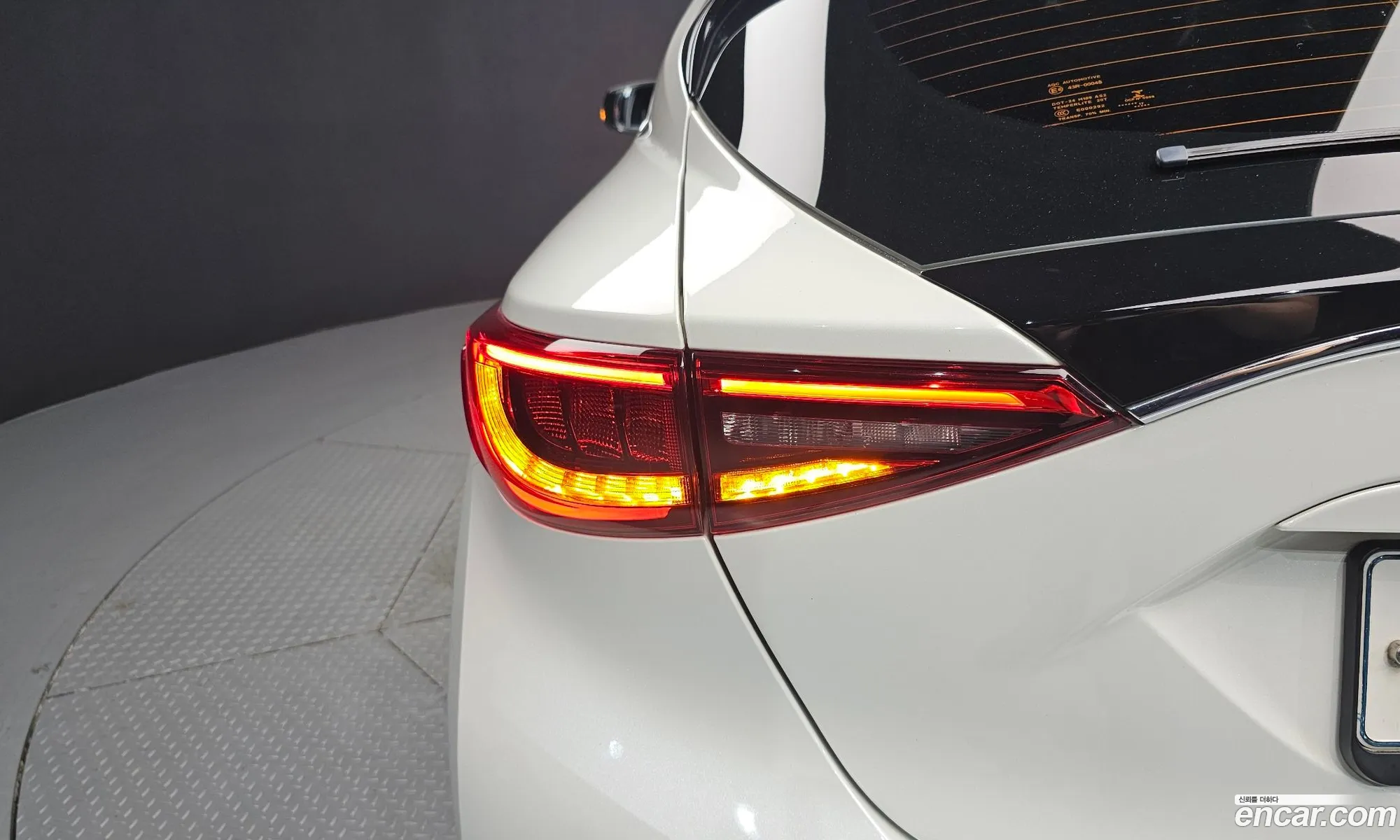 Infiniti Q30
