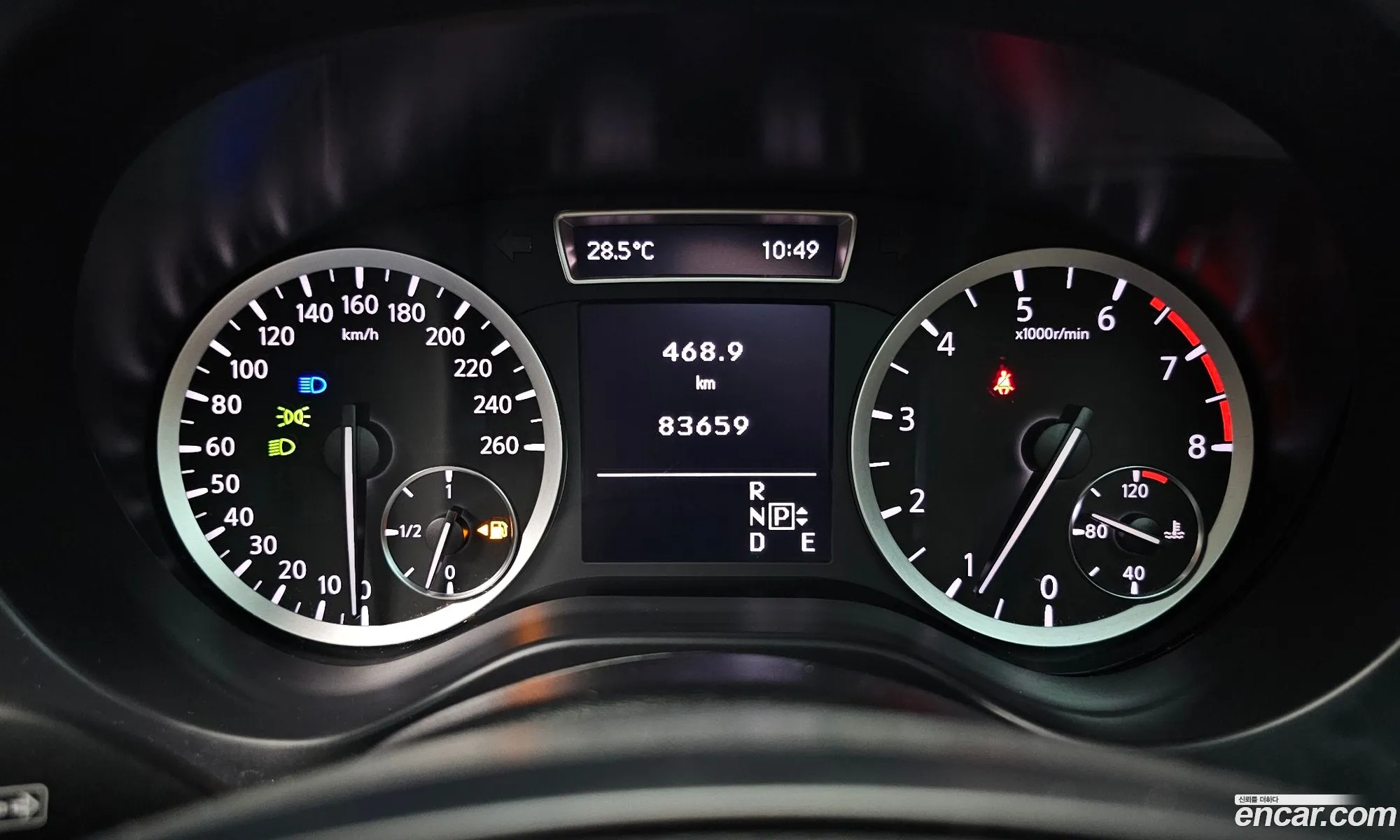 Infiniti Q30