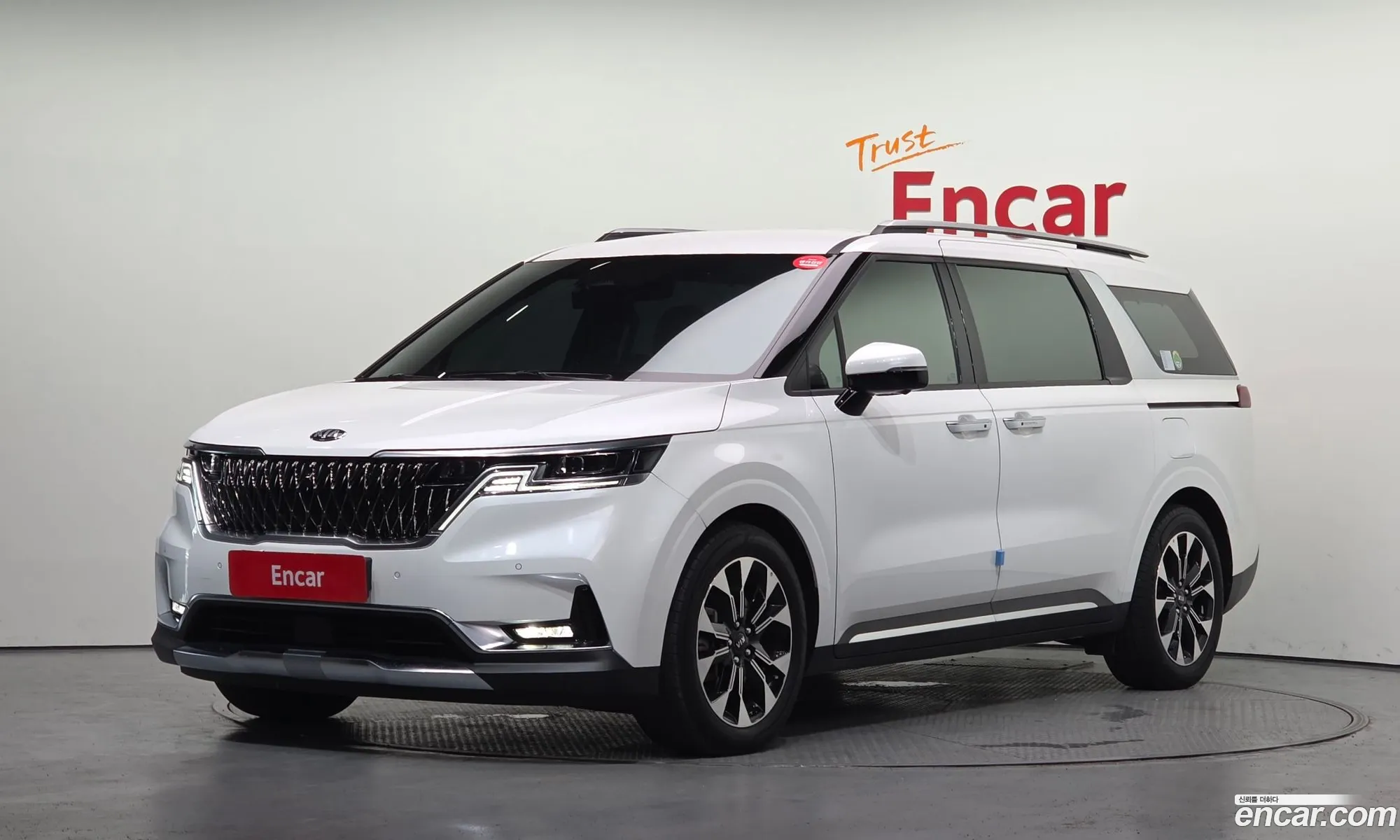 Kia Carnival 2020 KNANC81BBMS022686 — 2