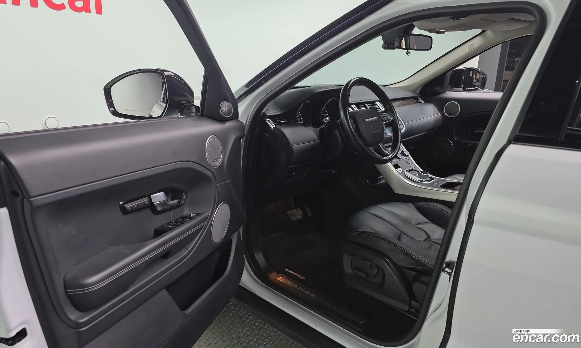 Land Rover Range Rover Evoque 2014 SALVA2BE6EH954583 — 14