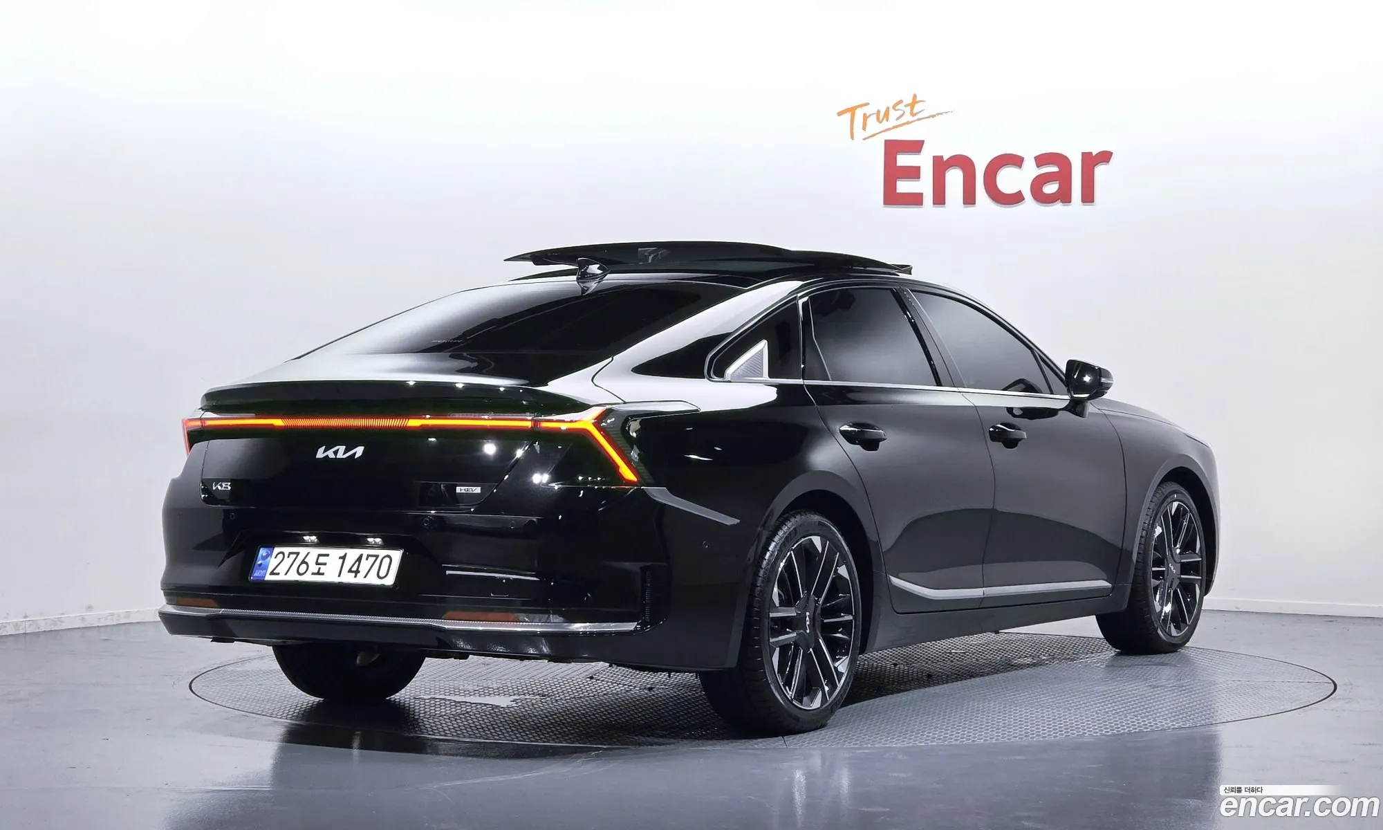 Kia K8 Hybrid 2024 — 3