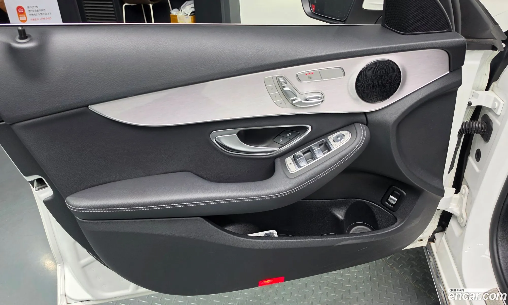 Mercedes-Benz C-Class W205 2020 — 27