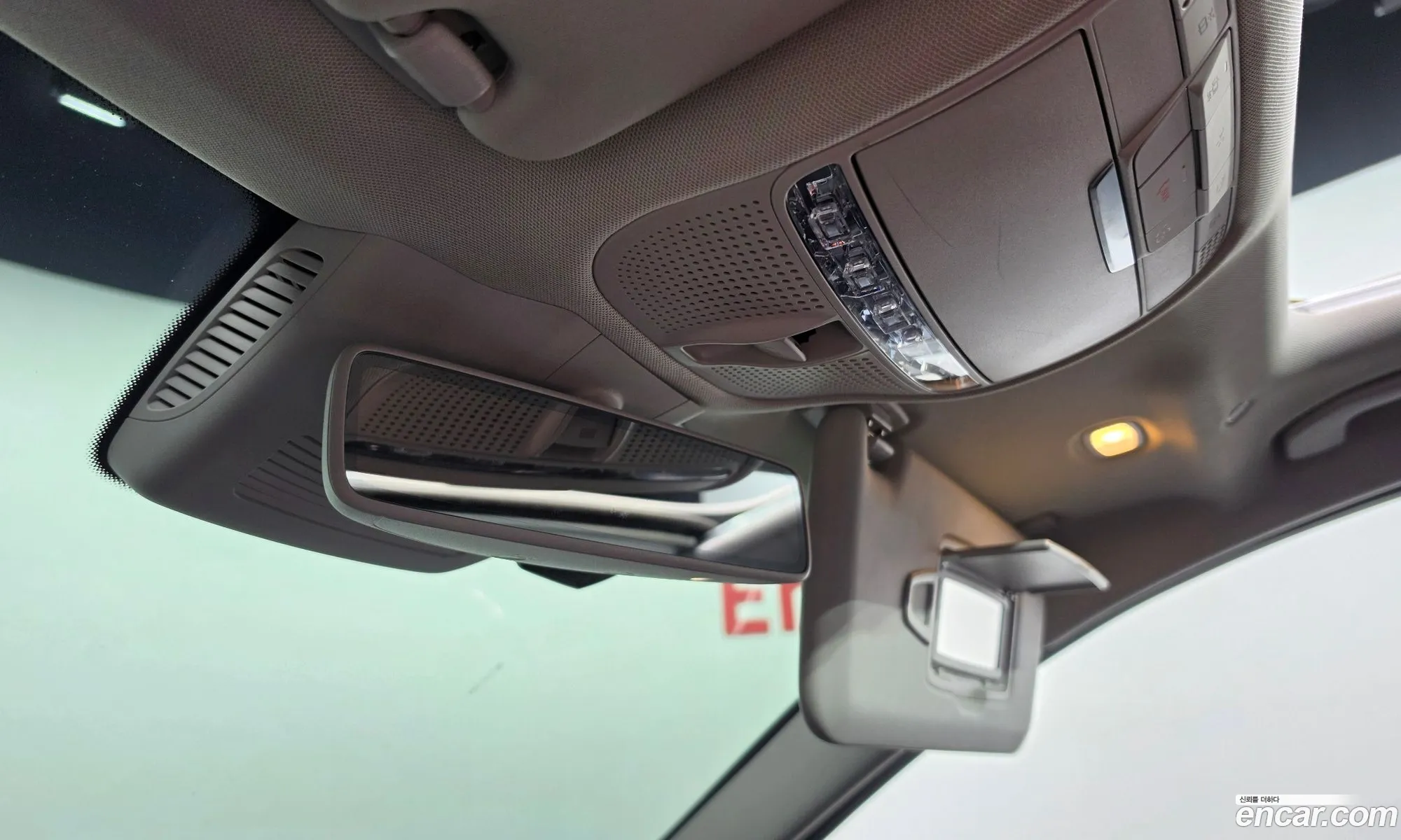 Mercedes-Benz C-Class W205 2020 — 15