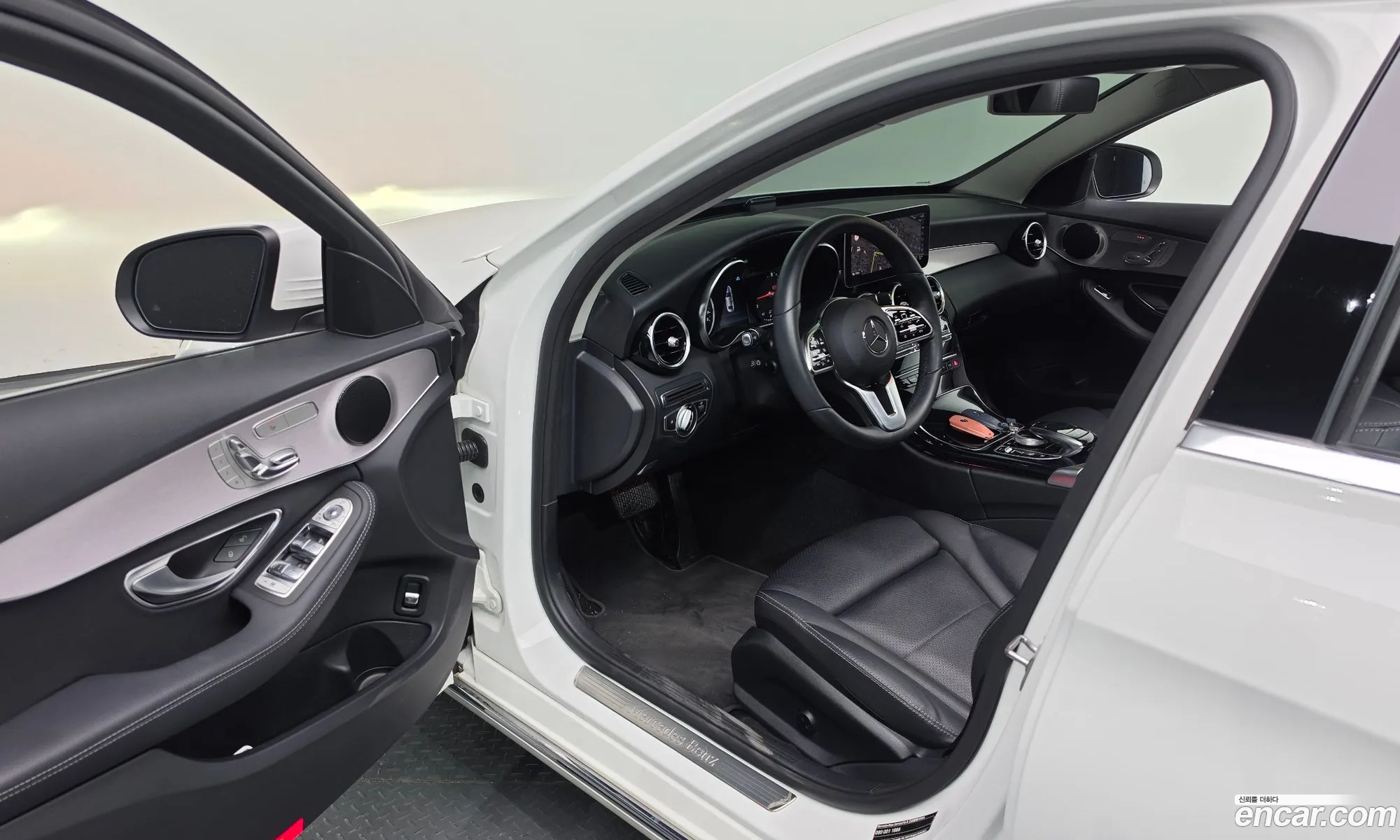 Mercedes-Benz C-Class W205 2020 — 3