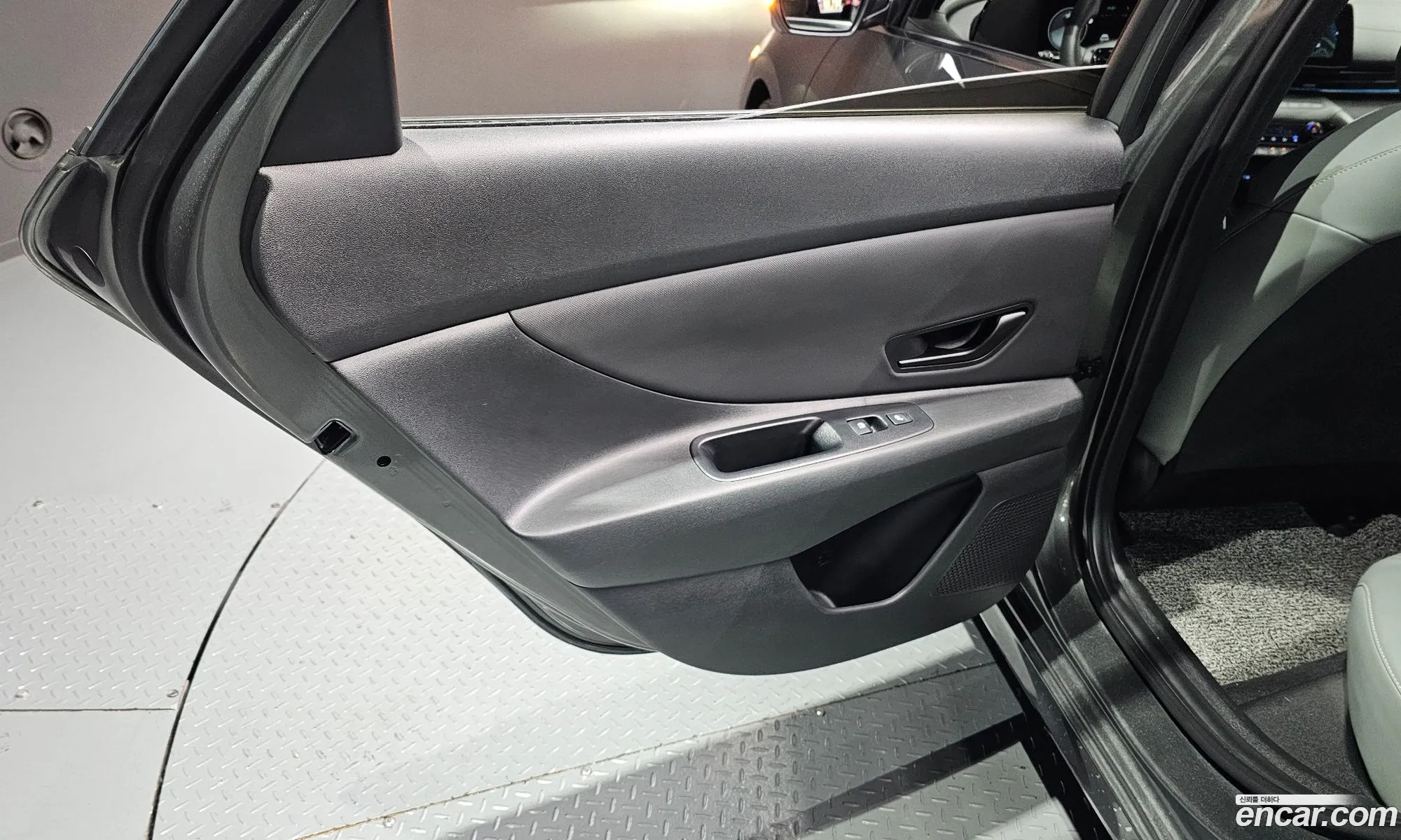 Hyundai Elantra 2024 — 10