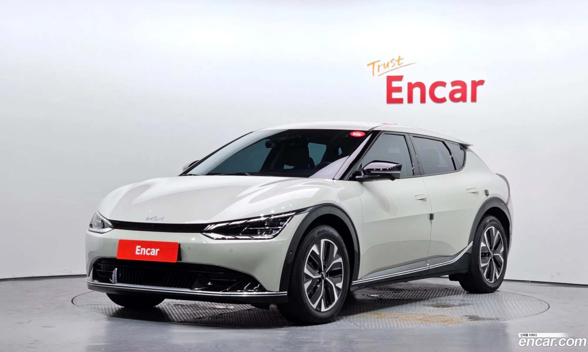 Kia EV6 2022 KNAC381CPNA067631 — 4