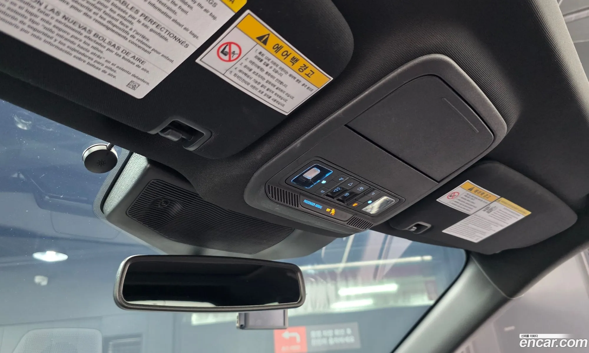 Ford Explorer 6th Gen 2019 1FMSK8FH8LGA95980 — 12