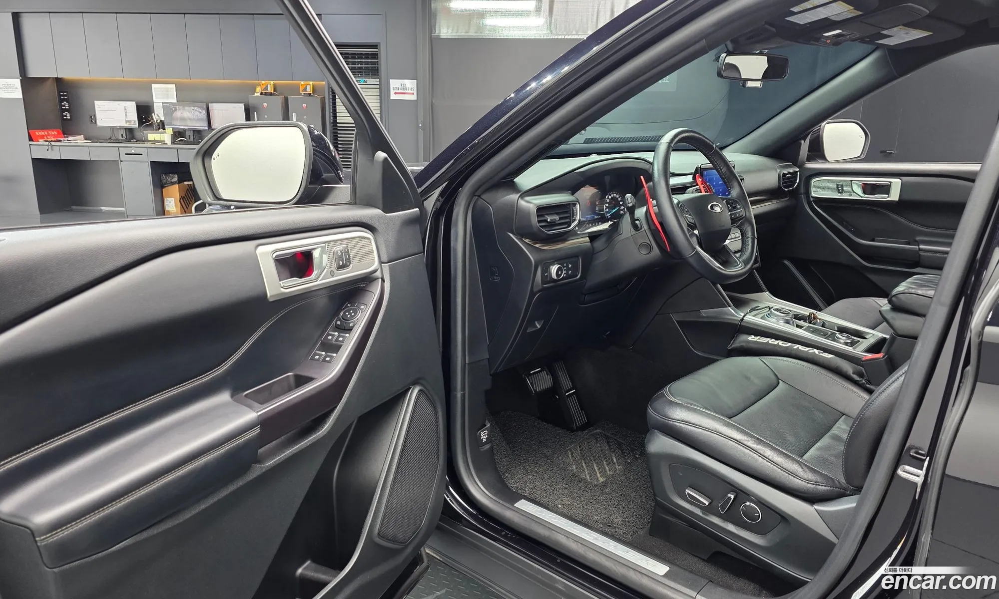 Ford Explorer 6th Gen 2019 1FMSK8FH8LGA95980 — 14