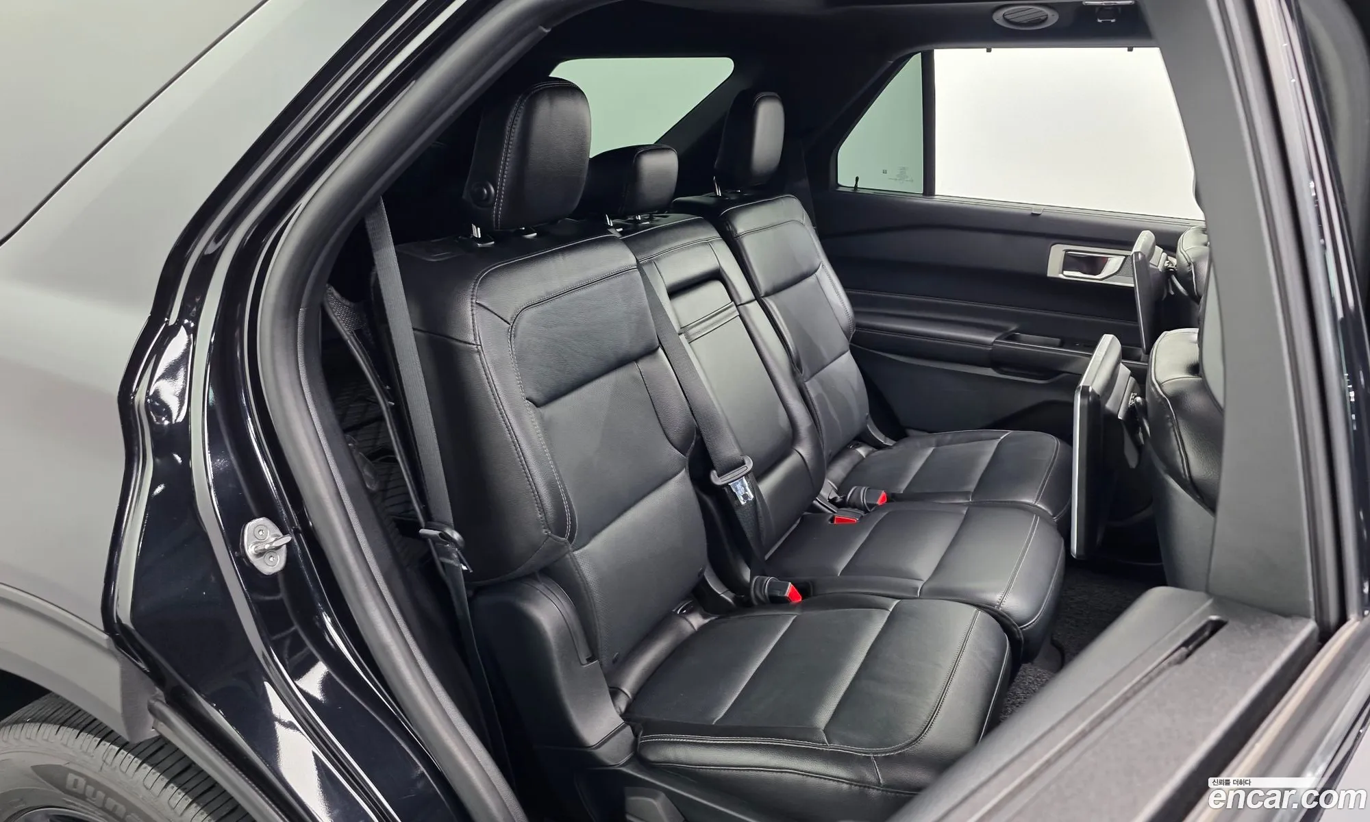 Ford Explorer 6th Gen 2019 1FMSK8FH8LGA95980 — 25