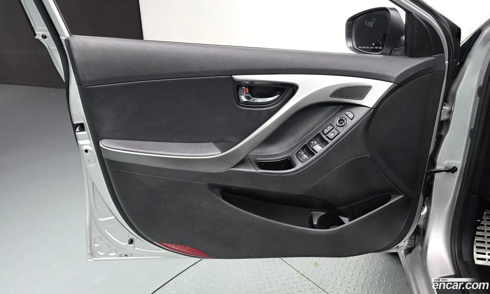 Hyundai Elantra MD 2013 — 22