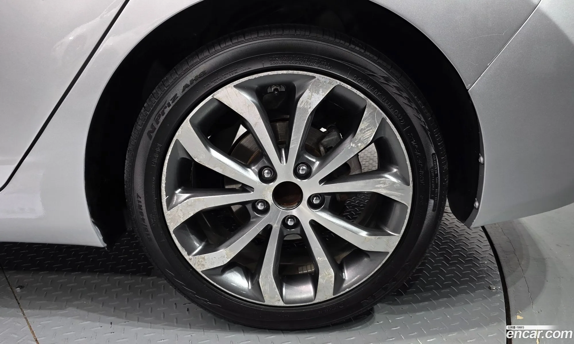 Hyundai Elantra MD 2013 — 18