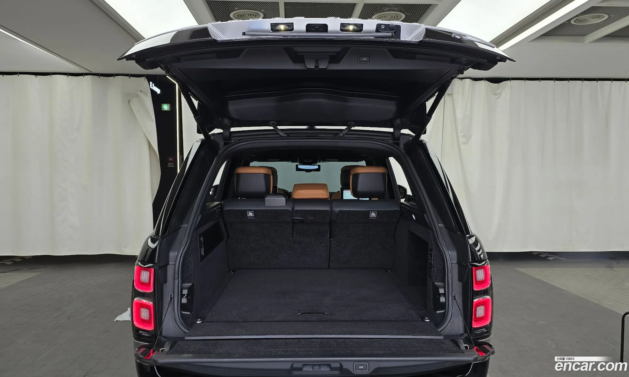 Land Rover Range Rover 2019 SALGA3BE6KA540982 — 2