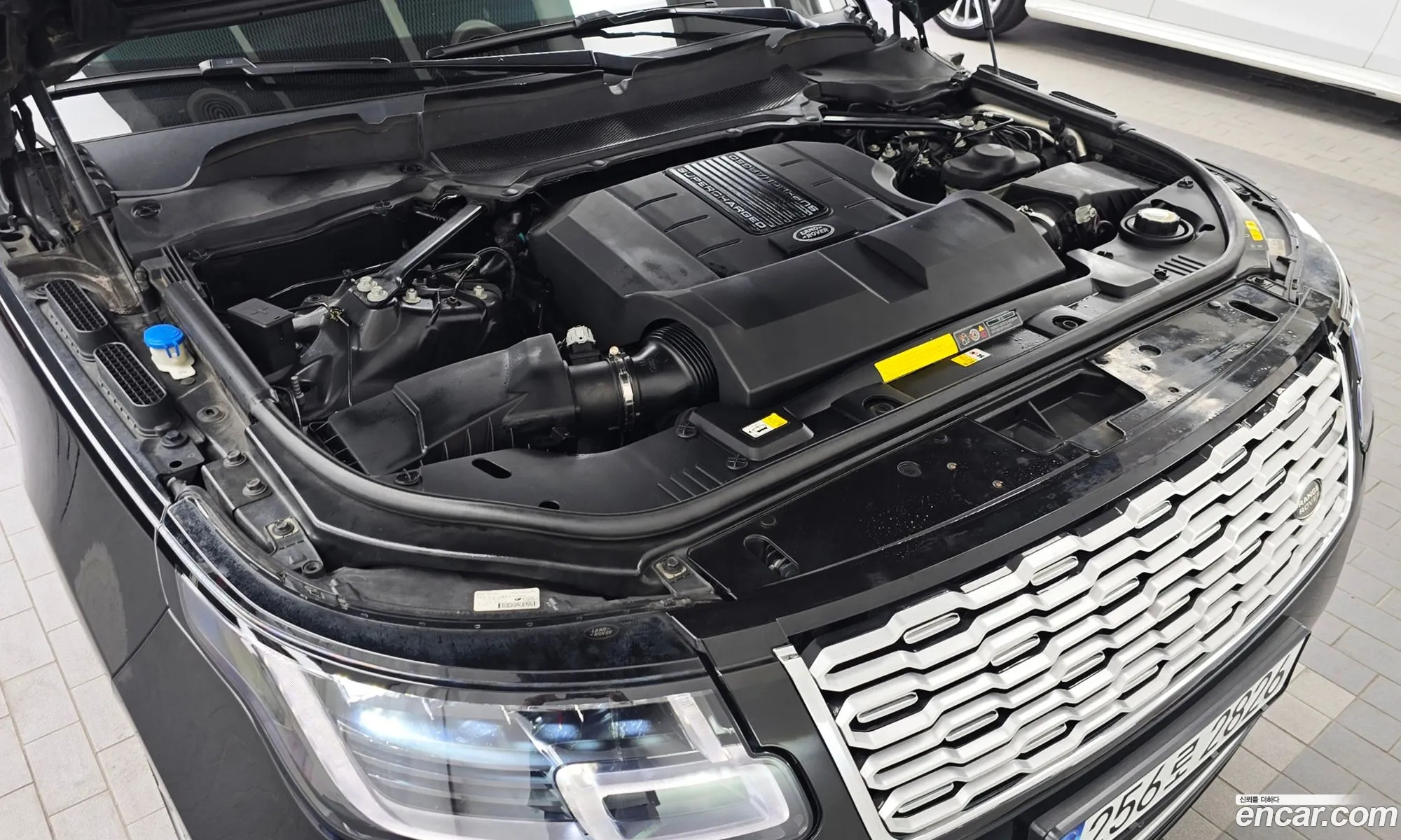 Land Rover Range Rover 2019 SALGA3BE6KA540982 — 21