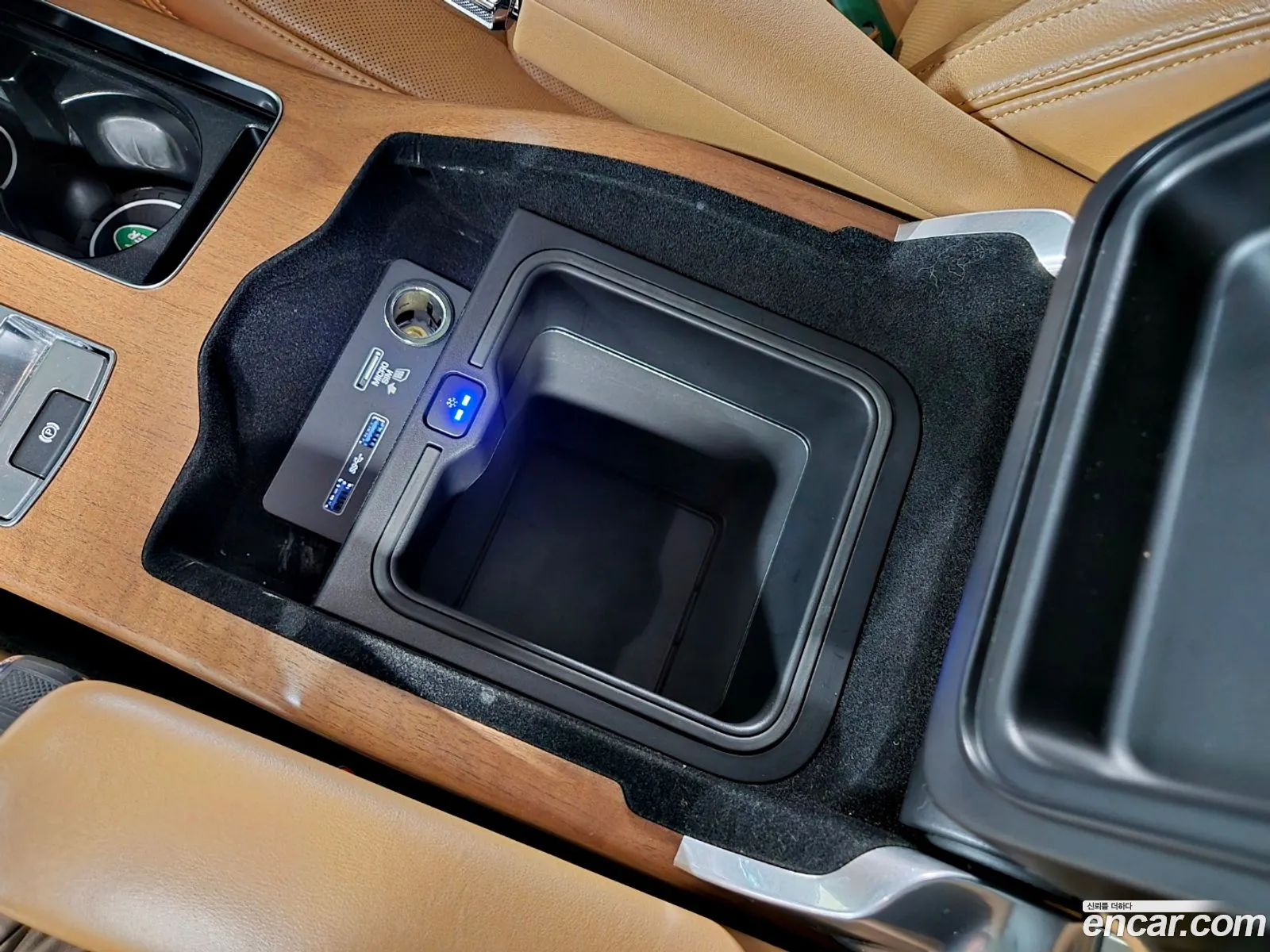 Land Rover Range Rover 2019 SALGA3BE6KA540982 — 15