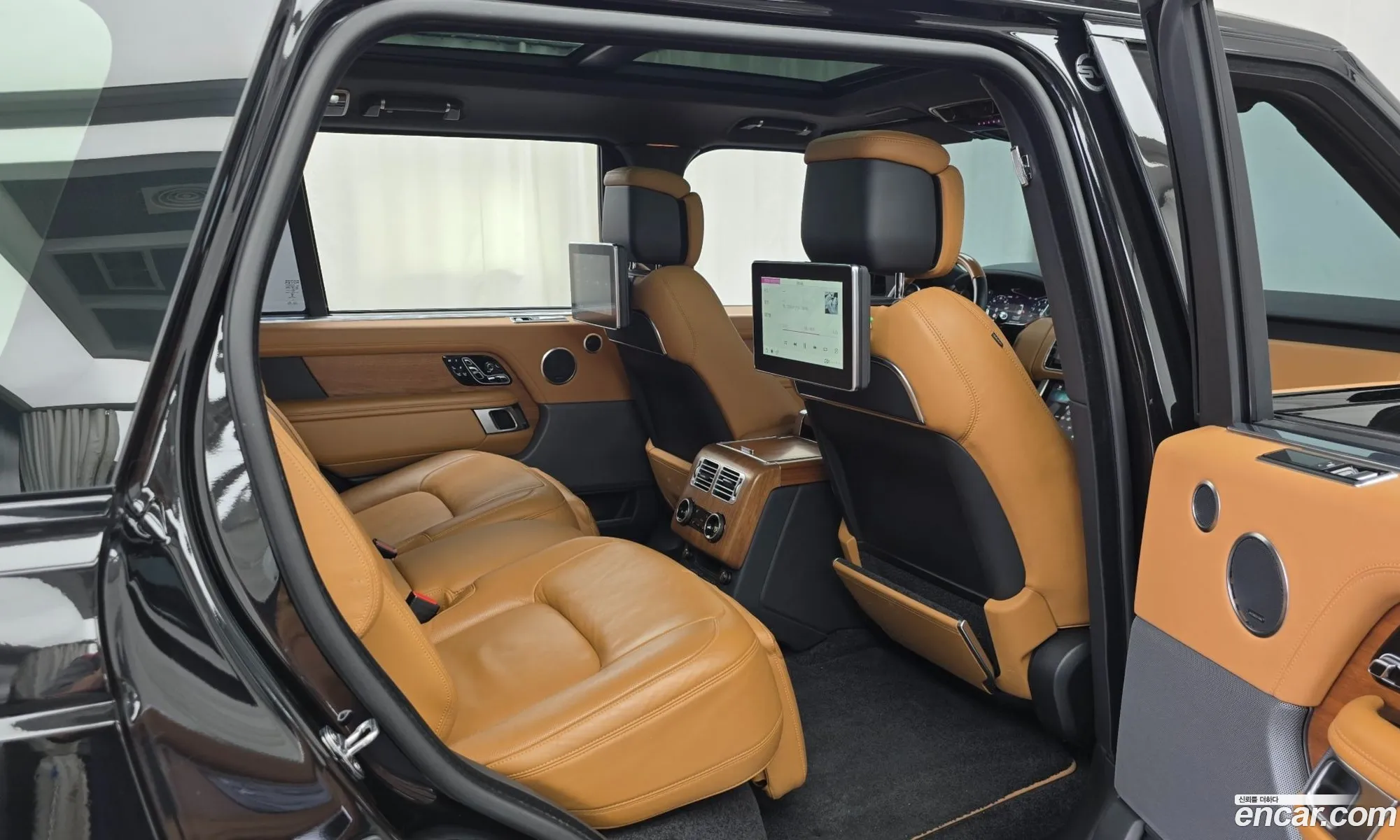 Land Rover Range Rover 2019 SALGA3BE6KA540982 — 11