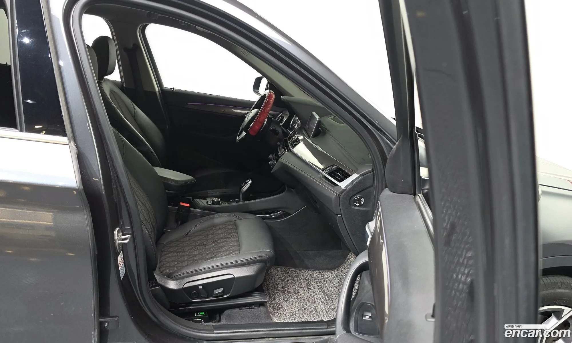 BMW X1 2021 WBA11DG05M5S82298 — 31