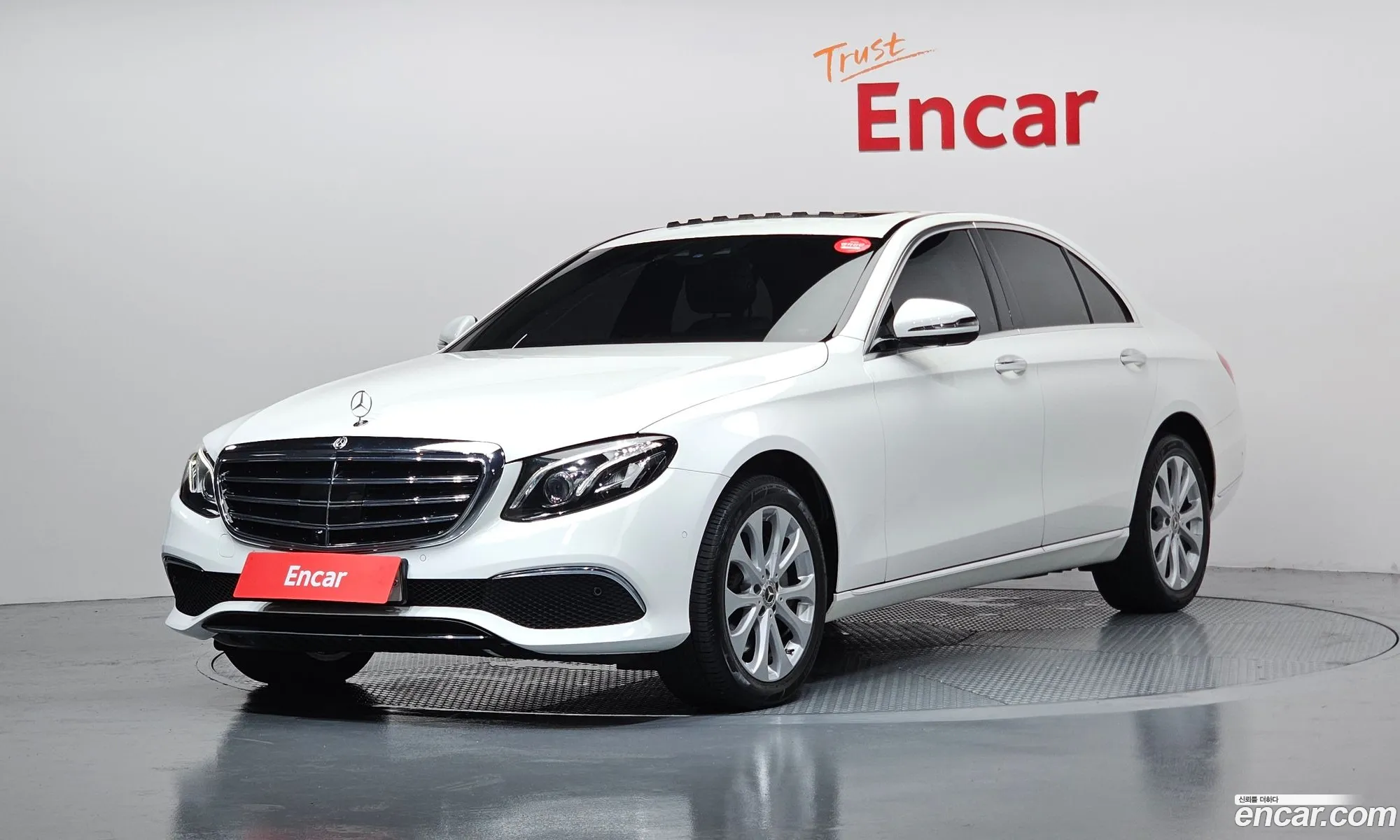 Mercedes-Benz E-Class W213 2020 WDDZF4KB3LA731926 — 30
