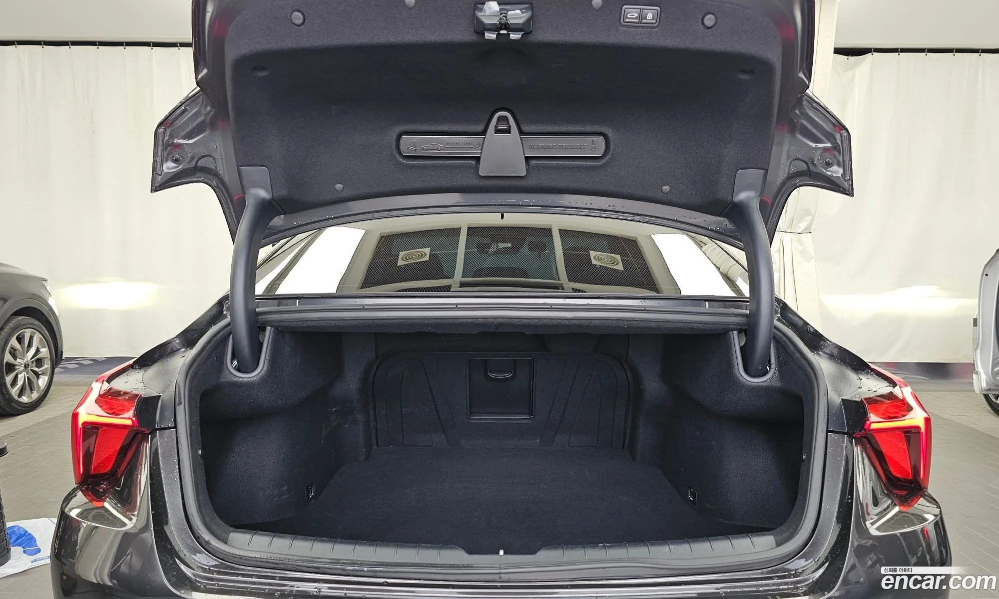 Kia K8 Hybrid 2022 — 20