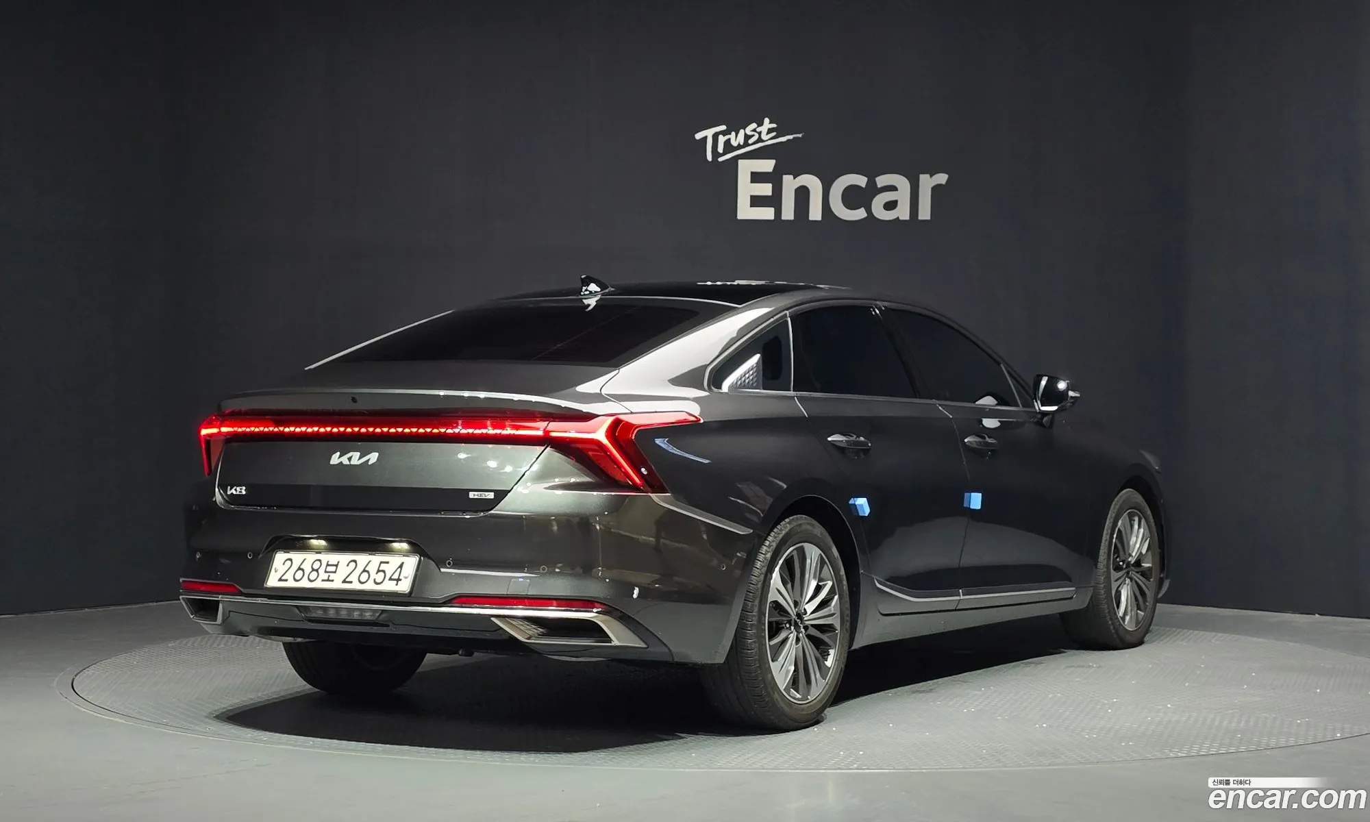 Kia K8 Hybrid 2022 — 9
