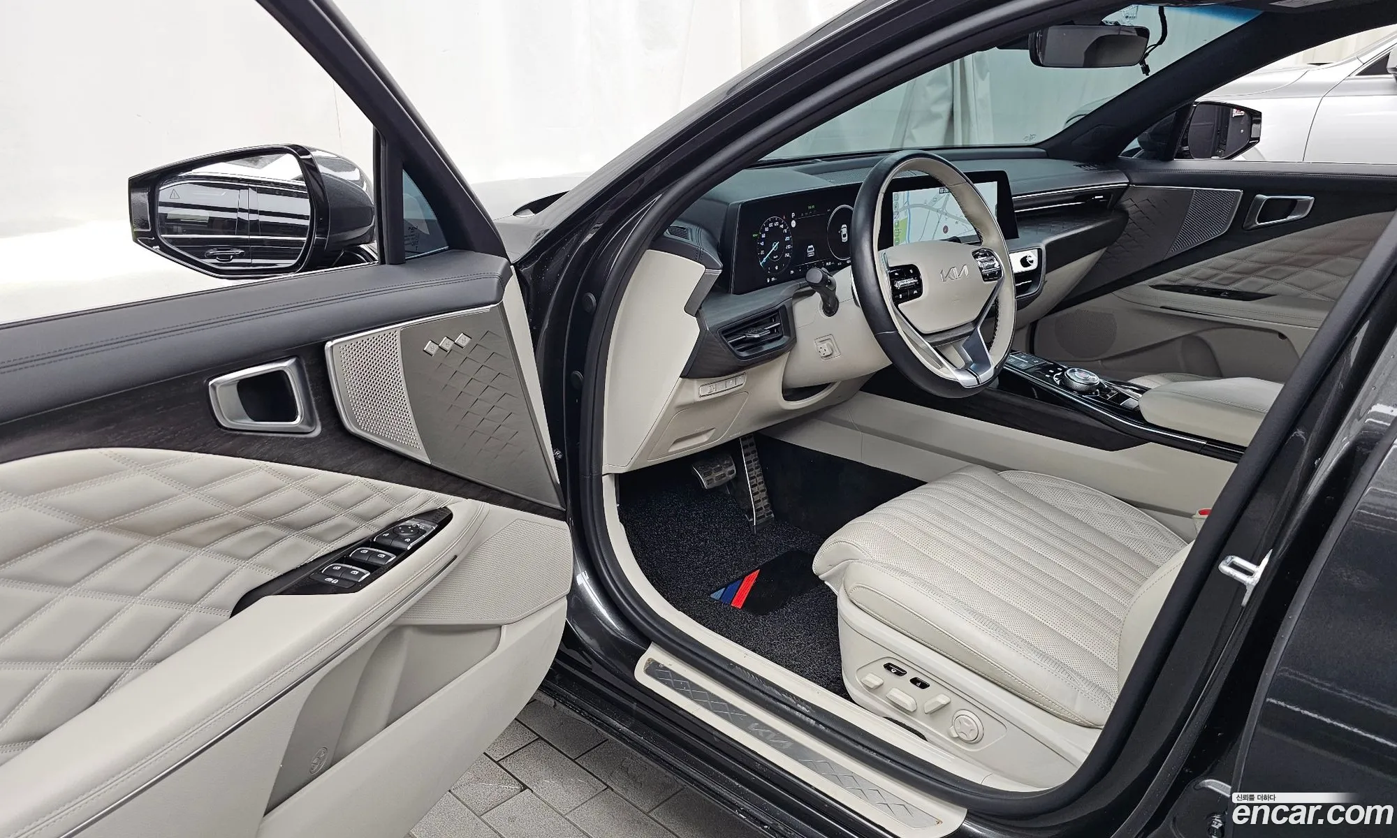 Kia K8 Hybrid 2022 — 18