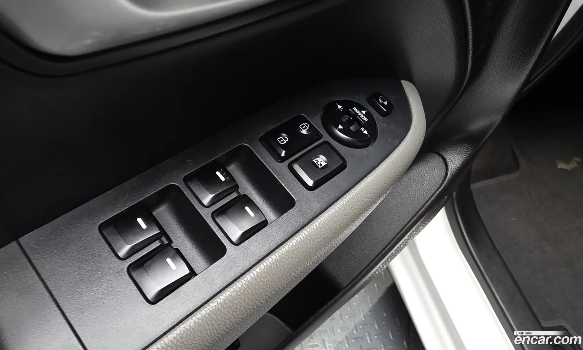 Kia Ray 2022 KNACJ811BNT314916 — 8