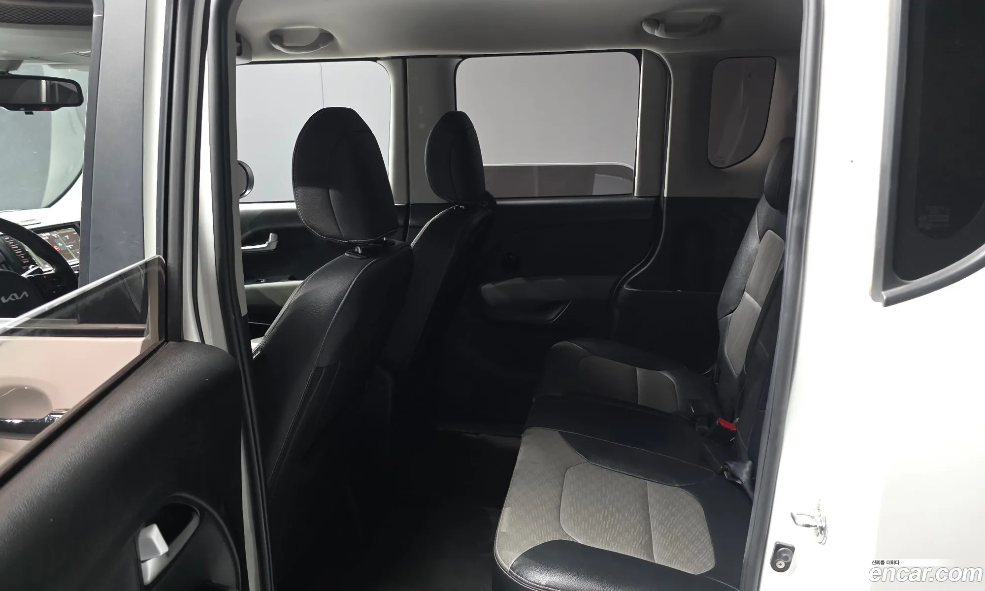 Kia Ray 2022 KNACJ811BNT314916 — 31