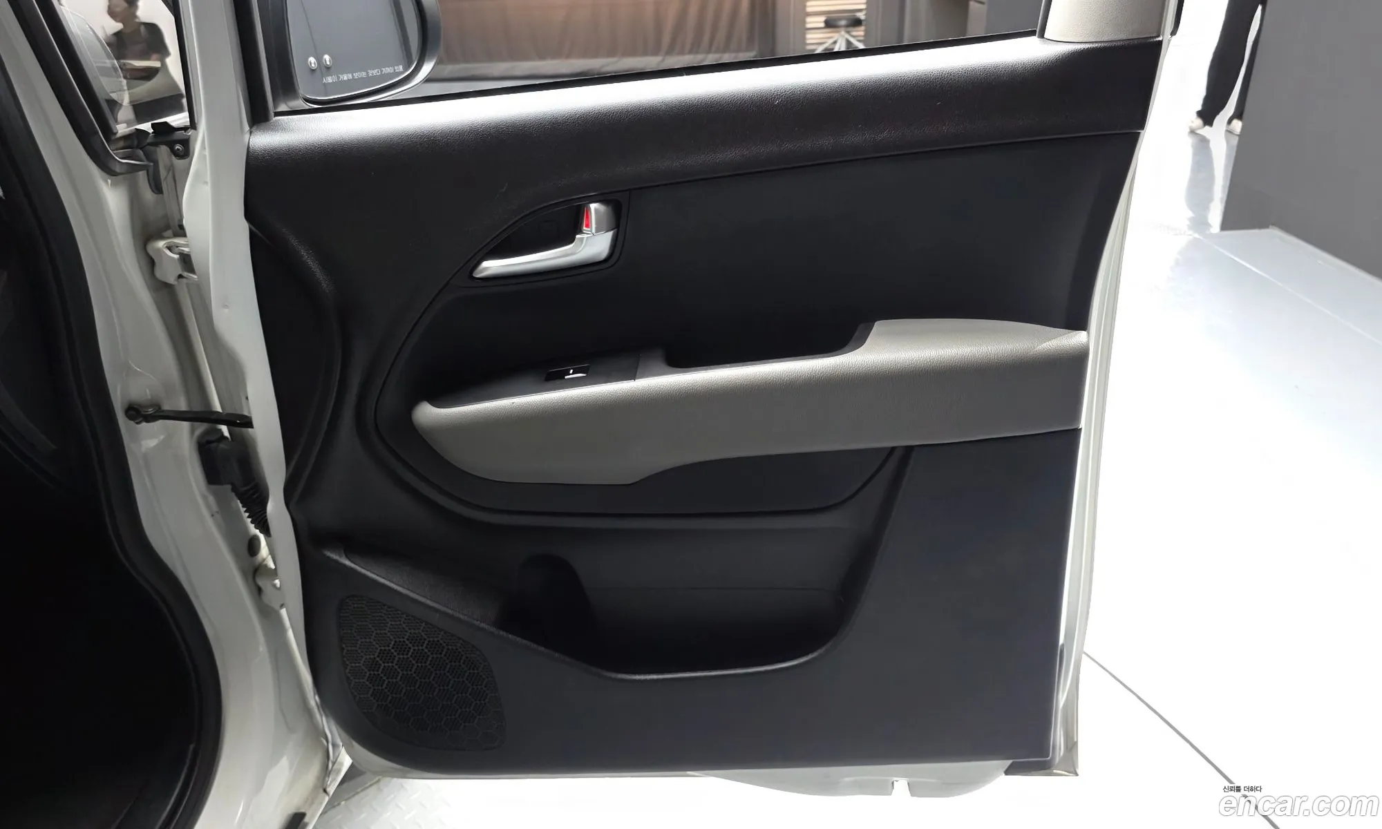 Kia Ray 2022 KNACJ811BNT314916 — 13
