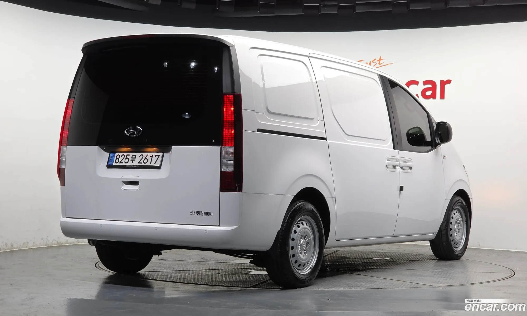 Hyundai Staria 2022 — 11