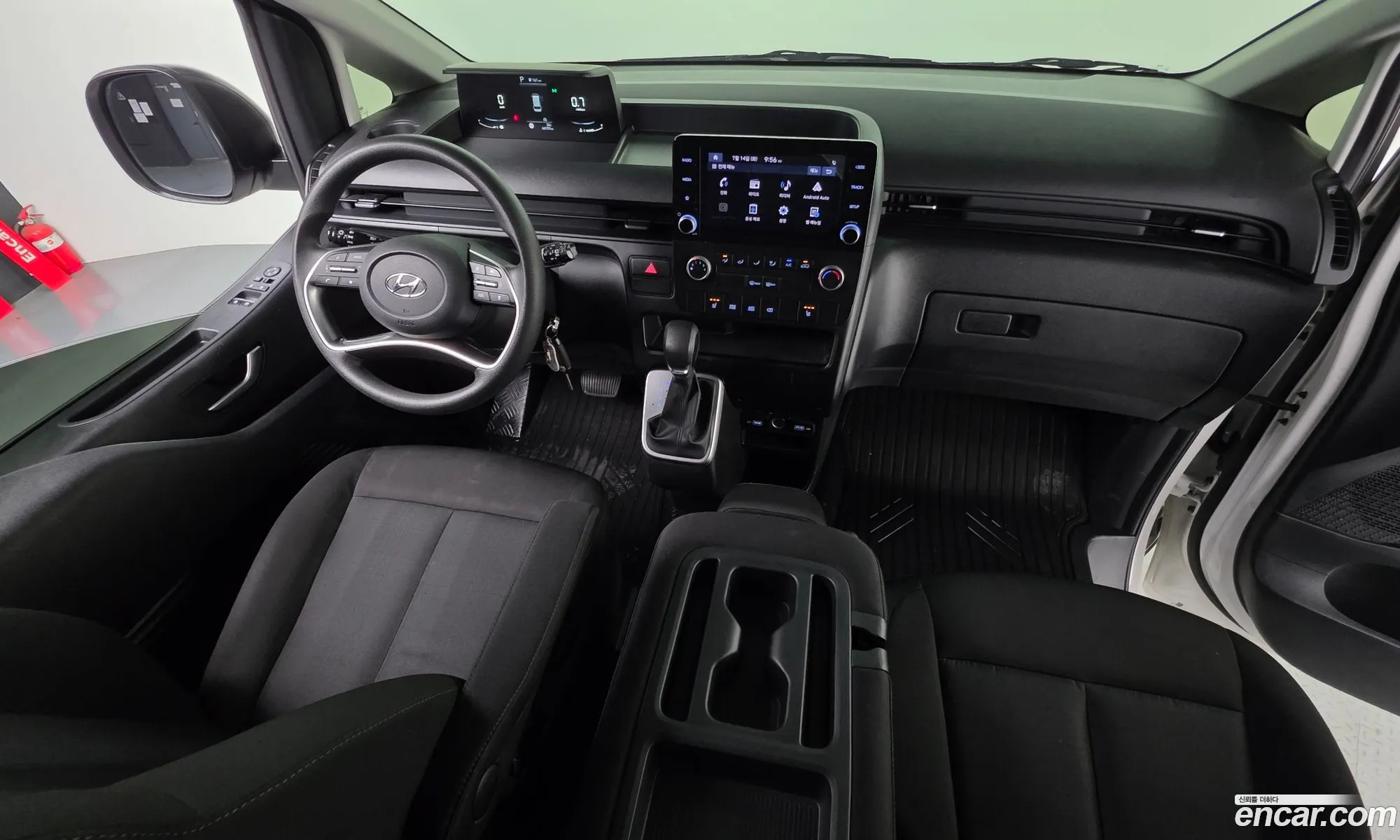 Hyundai Staria 2022 — 10