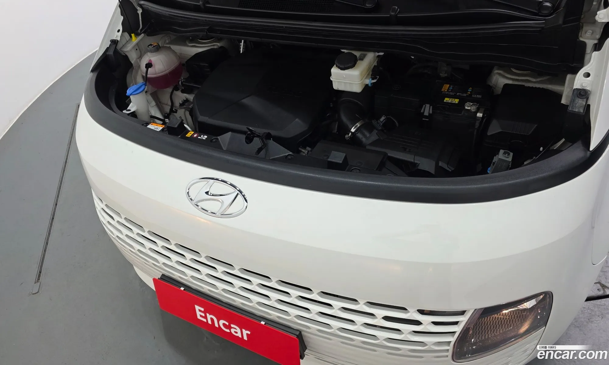 Hyundai Staria 2022 — 18