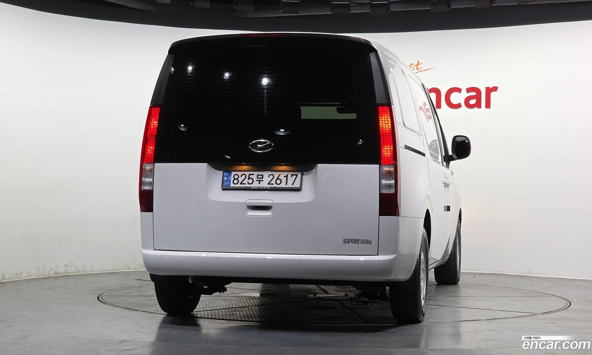 Hyundai Staria 2022 — 13