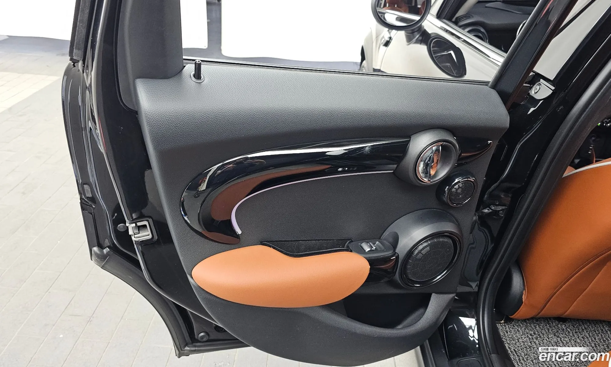 Mini Cooper S 2024 — 12