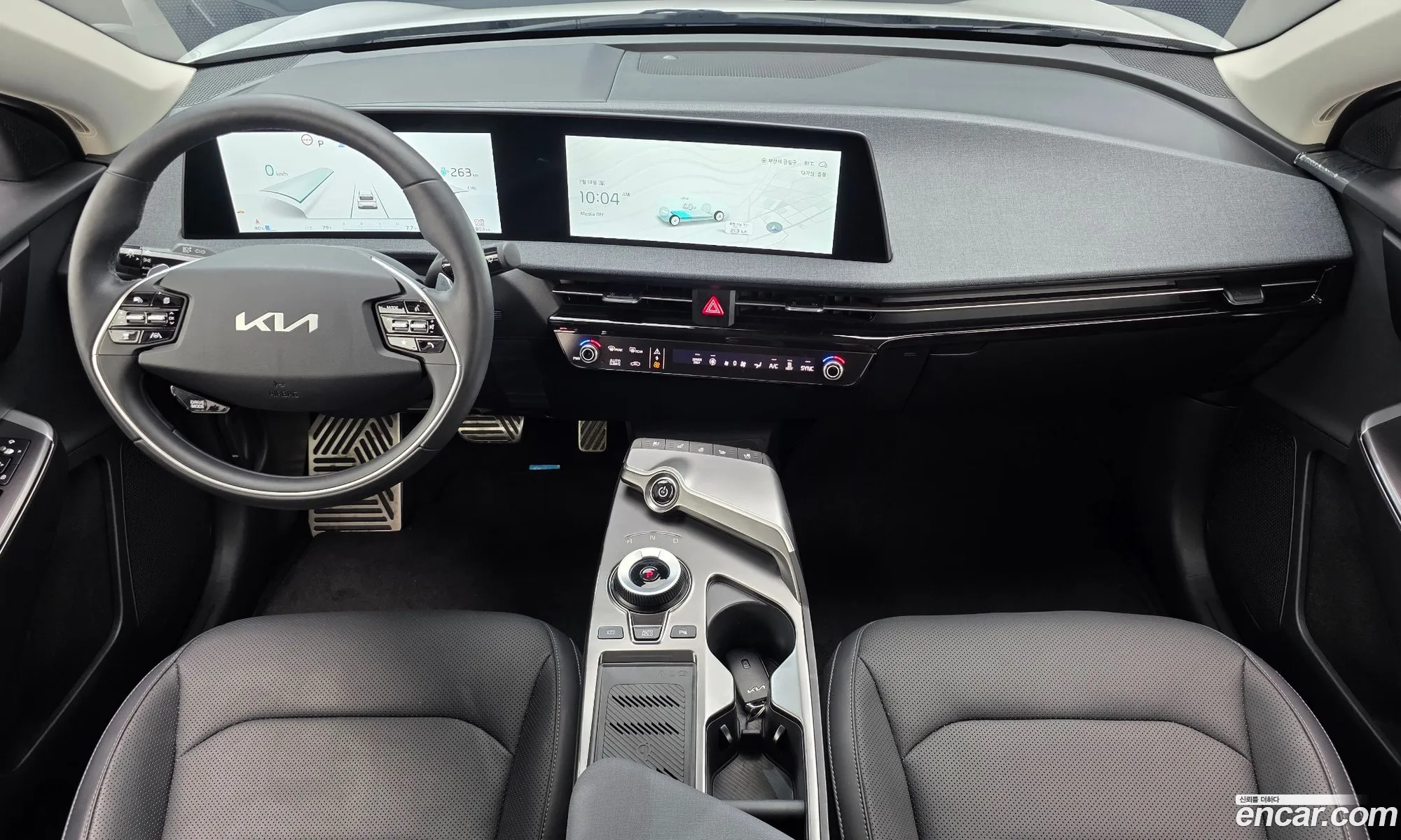 Kia EV6 2024 KNAC281AFRA218411 — 3