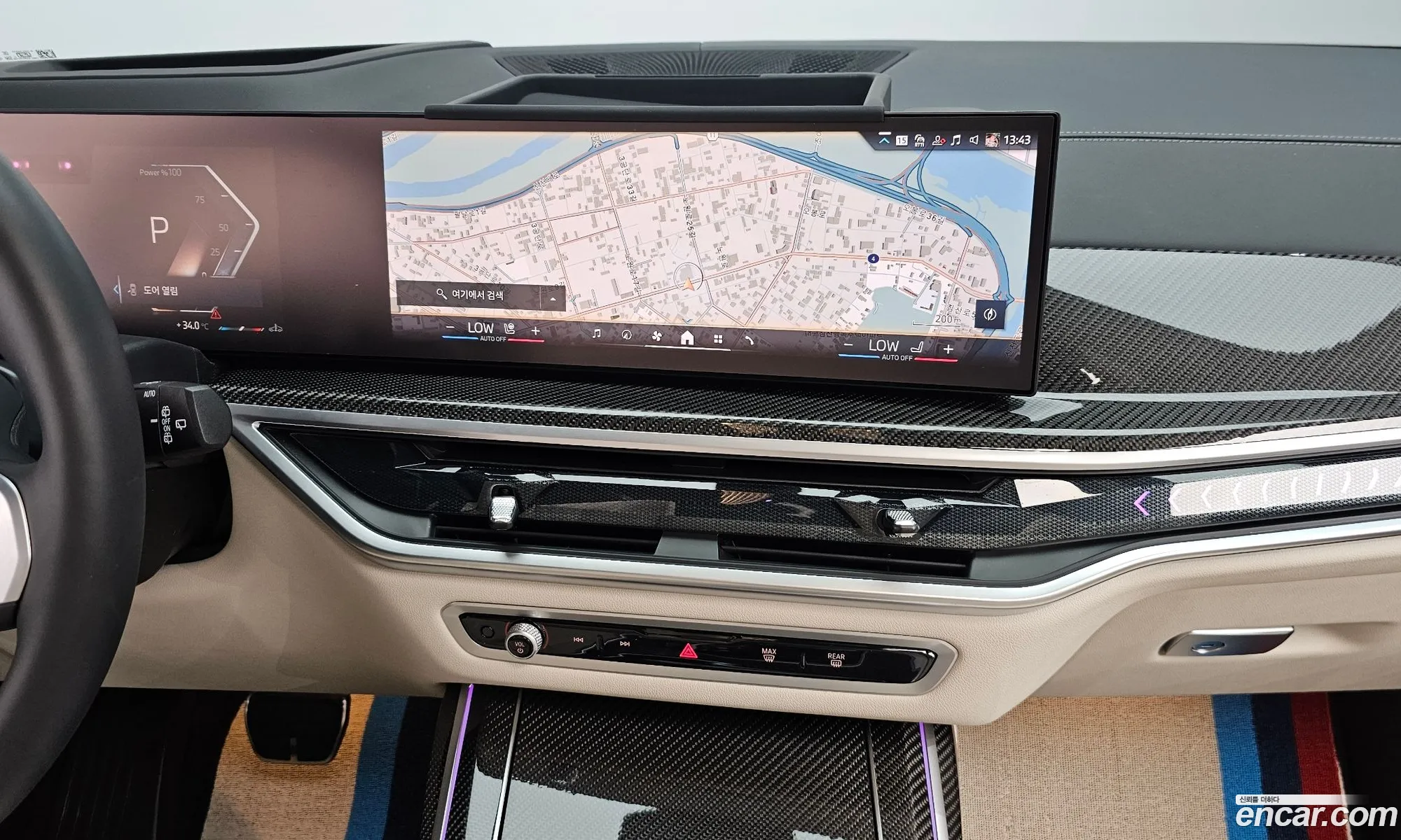BMW X7 2024 — 7