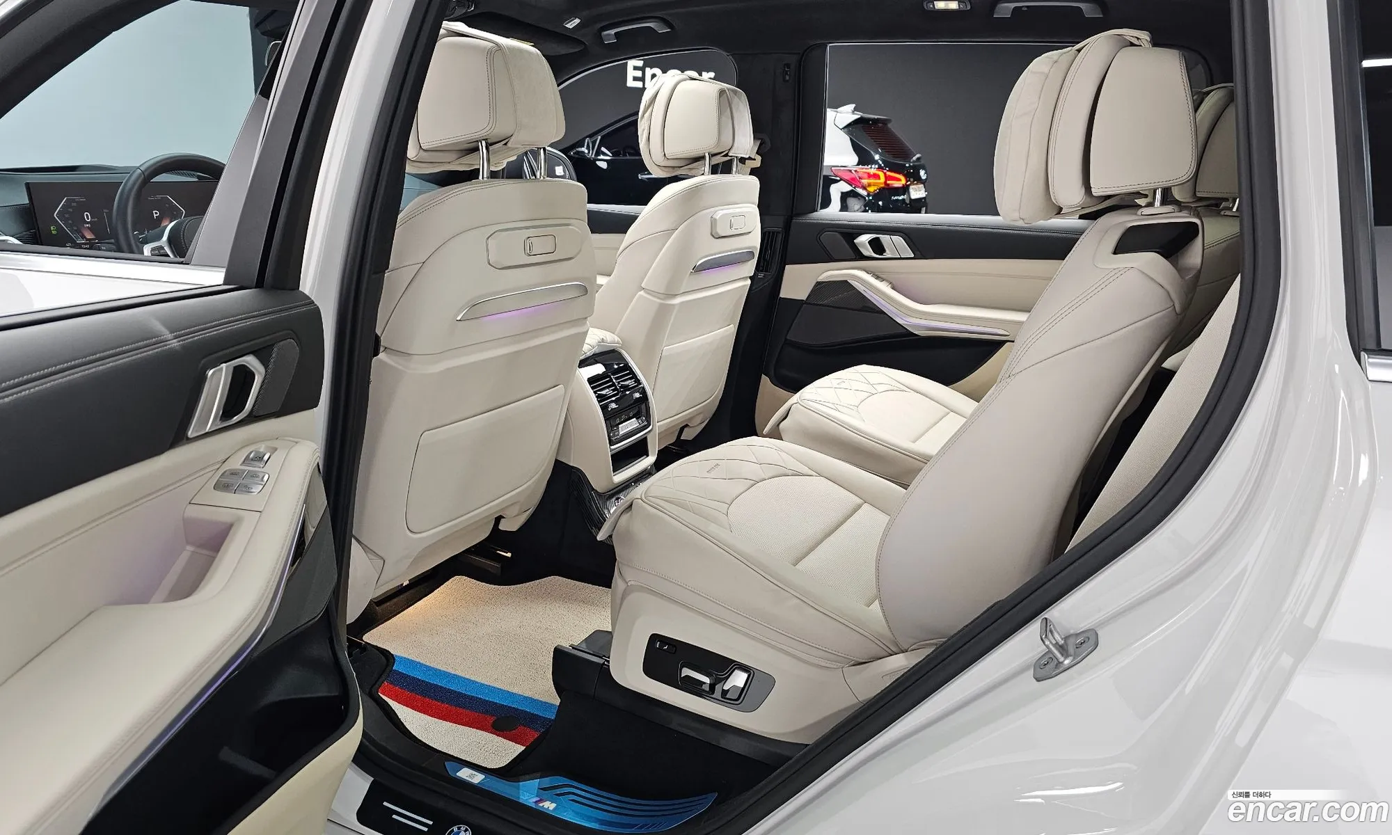 BMW X7 2024 — 16