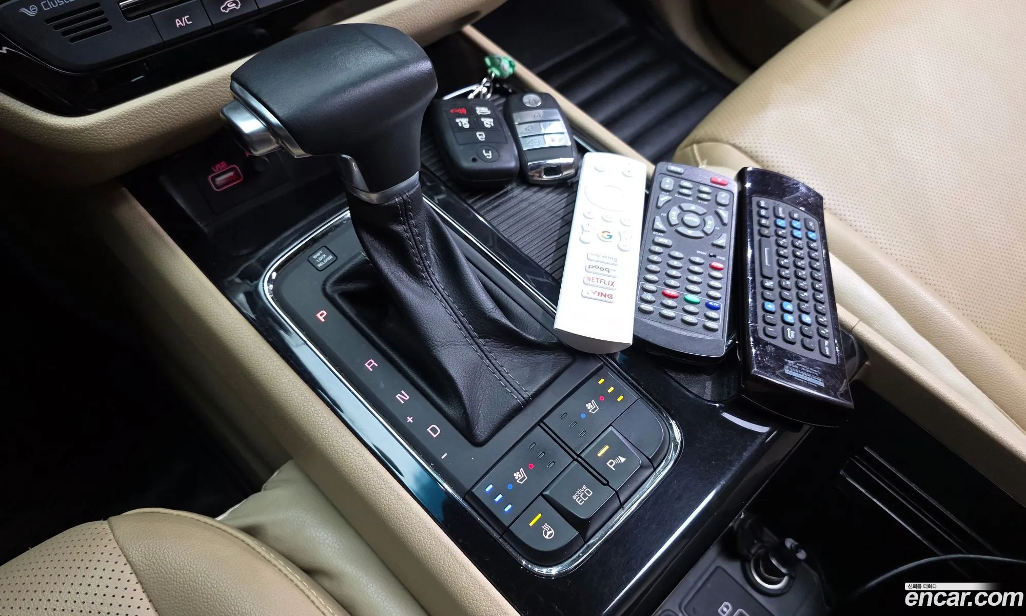 Kia Carnival 2017 KNAMC81ABJS355913 — 28